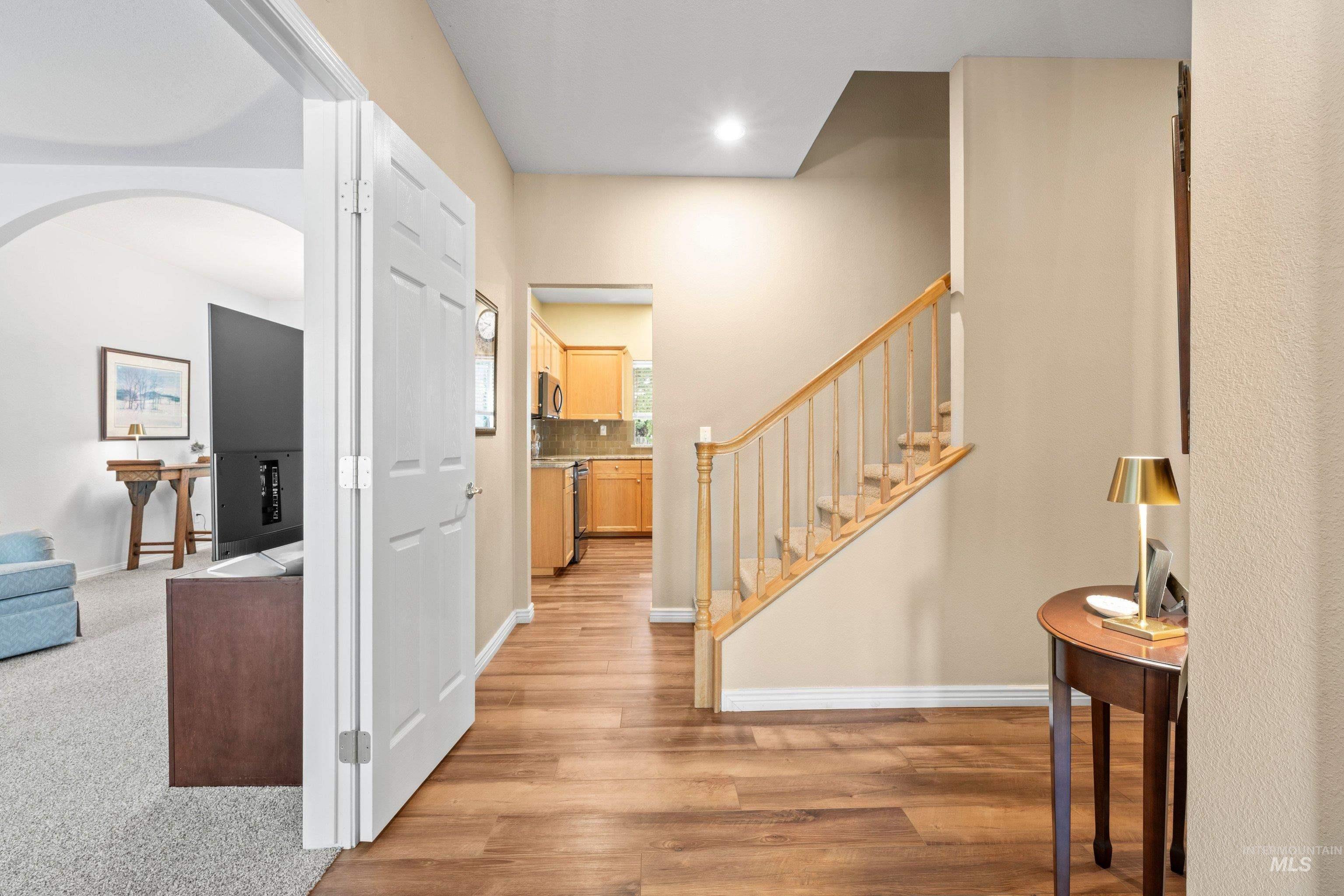 4899 N Maidstone Pl, Boise, Idaho 83713, 4 Bedrooms, 2.5 Bathrooms, Residential For Sale, Price $570,000,MLS 98988495