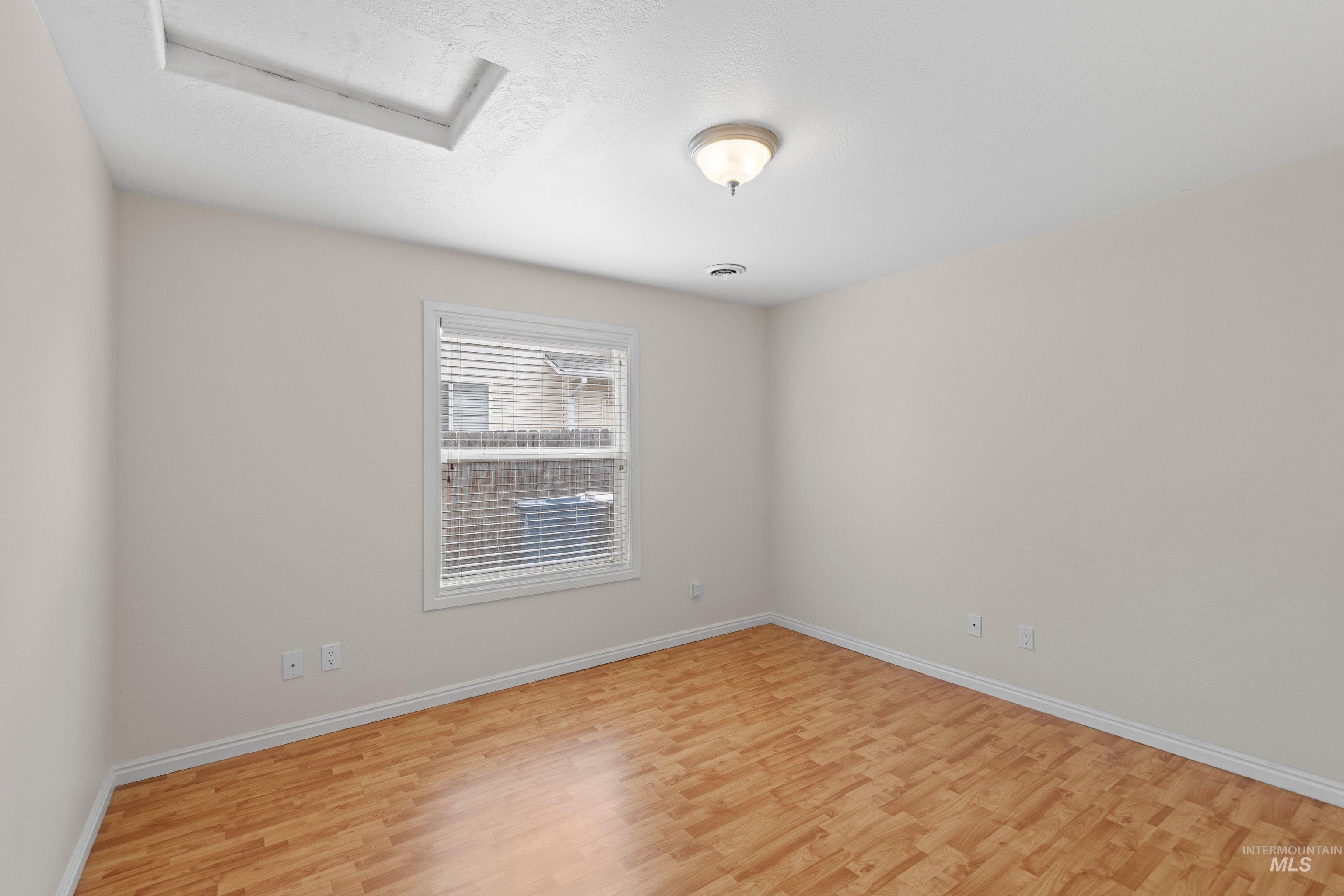 17860 Monarch Way, Nampa, Idaho 83687, 3 Bedrooms, 2 Bathrooms, Residential For Sale, Price $365,000, 98988496