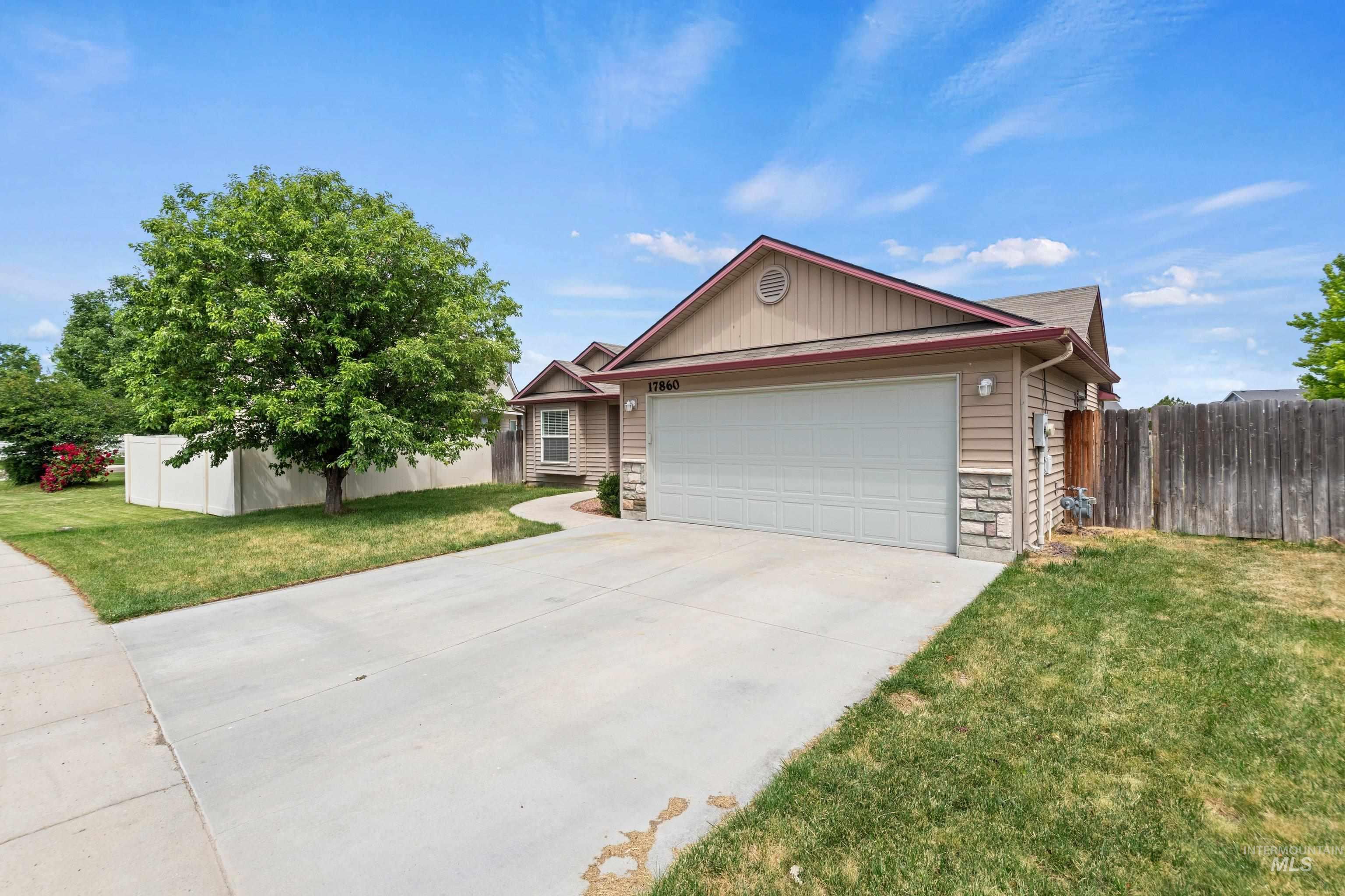 17860 Monarch Way, Nampa, Idaho 83687, 3 Bedrooms, 2 Bathrooms, Residential For Sale, Price $365,000, 98988496