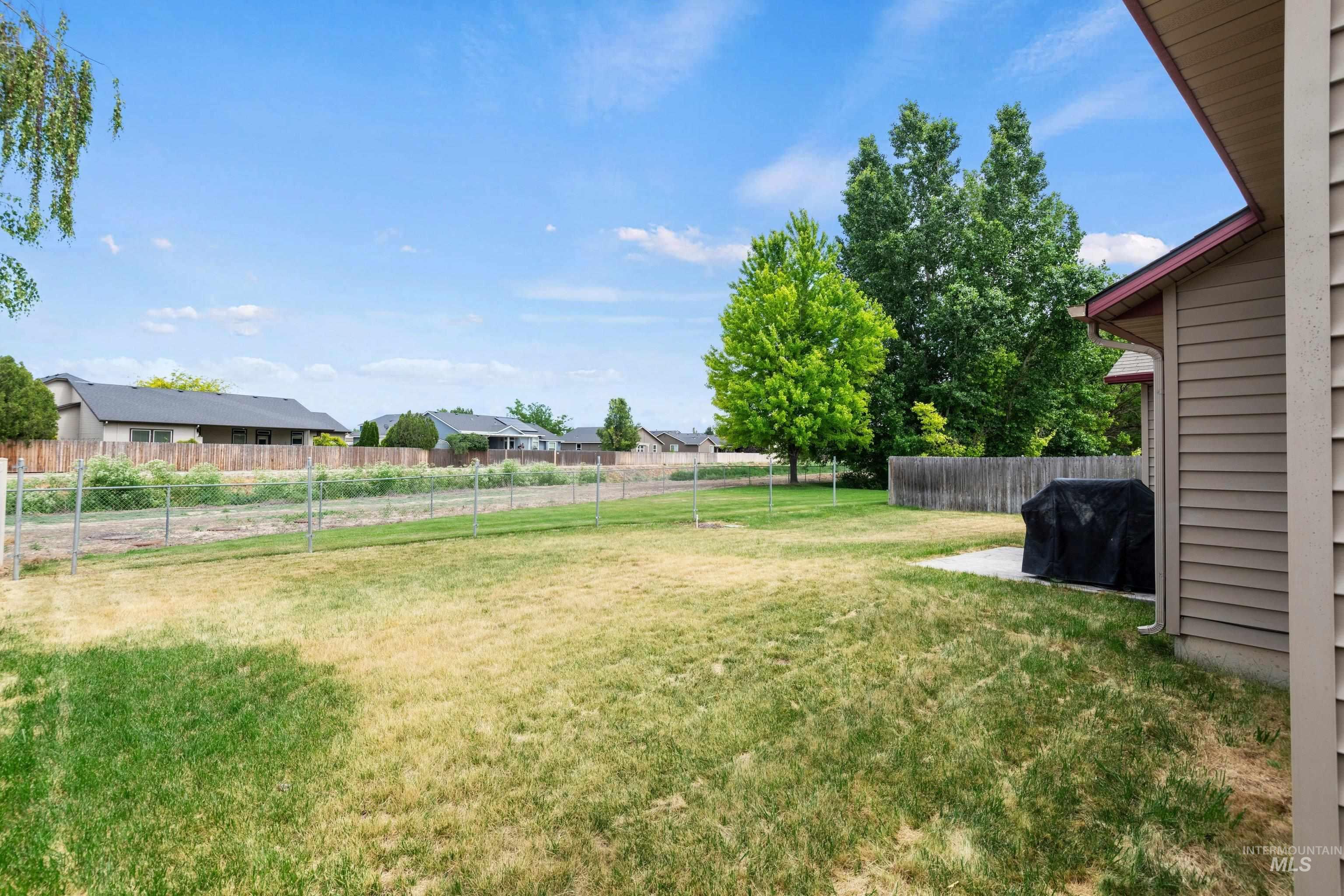 17860 Monarch Way, Nampa, Idaho 83687, 3 Bedrooms, 2 Bathrooms, Residential For Sale, Price $365,000, 98988496