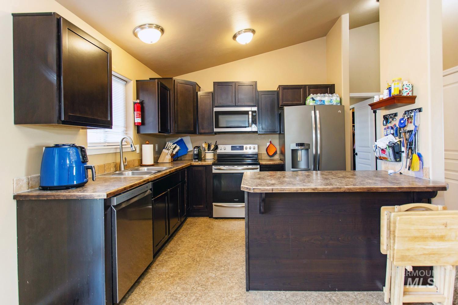 330 Camas Meadows Way, Kimberly, Idaho 83341, 4 Bedrooms, 2 Bathrooms, Residential For Sale, Price $329,900, 98988497