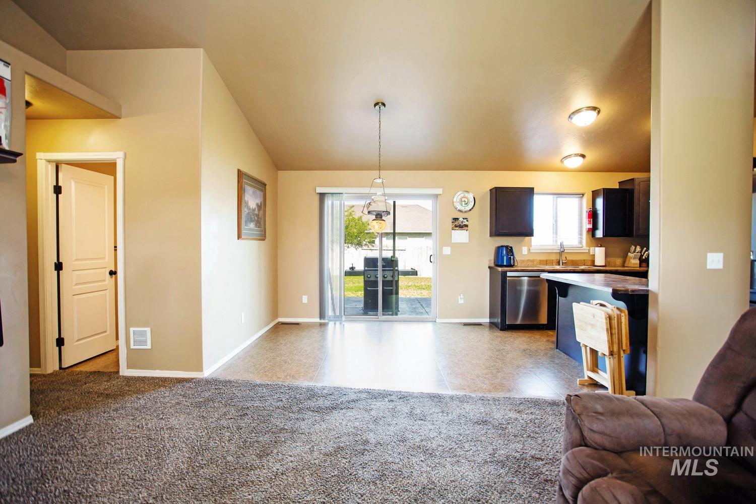 330 Camas Meadows Way, Kimberly, Idaho 83341, 4 Bedrooms, 2 Bathrooms, Residential For Sale, Price $329,900, 98988497