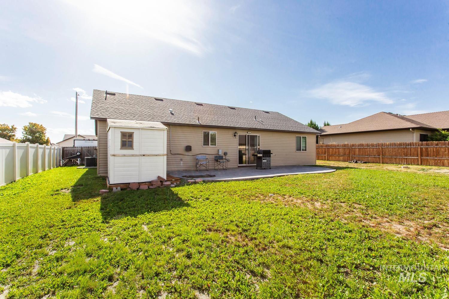 330 Camas Meadows Way, Kimberly, Idaho 83341, 4 Bedrooms, 2 Bathrooms, Residential For Sale, Price $329,900, 98988497