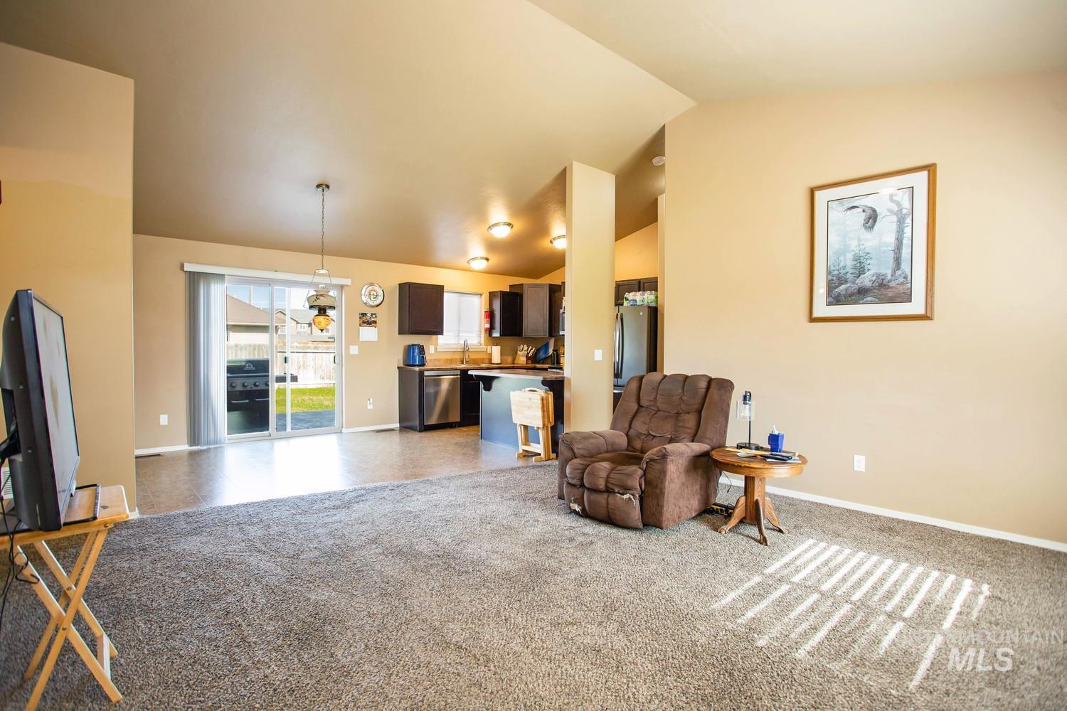330 Camas Meadows Way, Kimberly, Idaho 83341, 4 Bedrooms, 2 Bathrooms, Residential For Sale, Price $329,900, 98988497