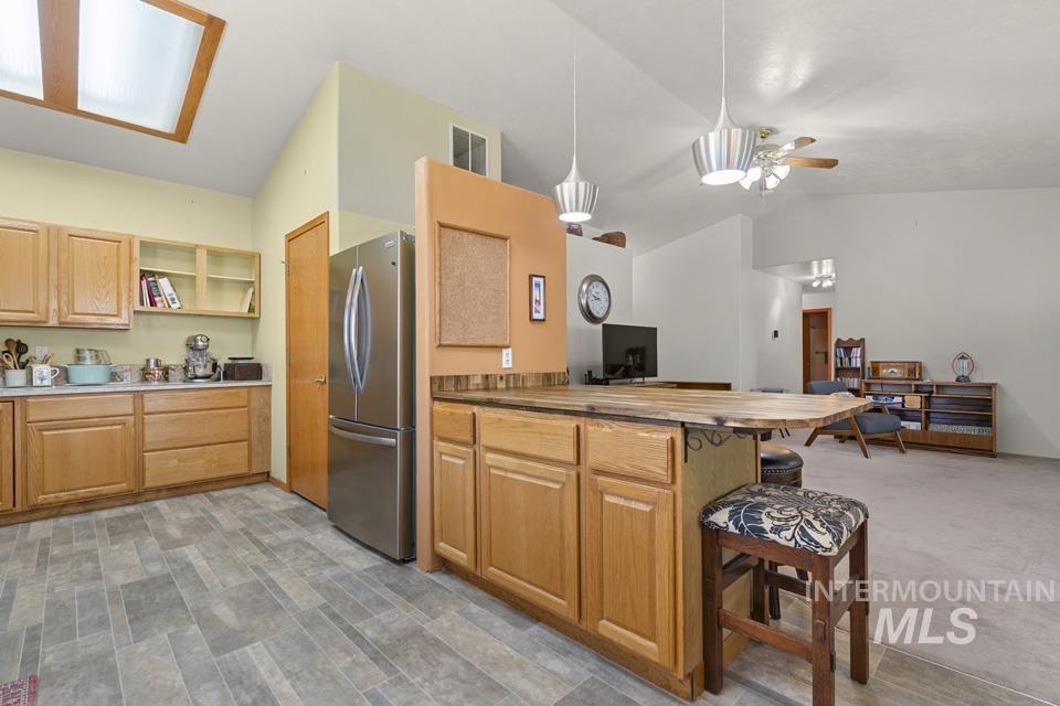 139 Hill St., Ontario, Oregon 97914, 3 Bedrooms, 2 Bathrooms, Residential For Sale, Price $375,000, 98988503
