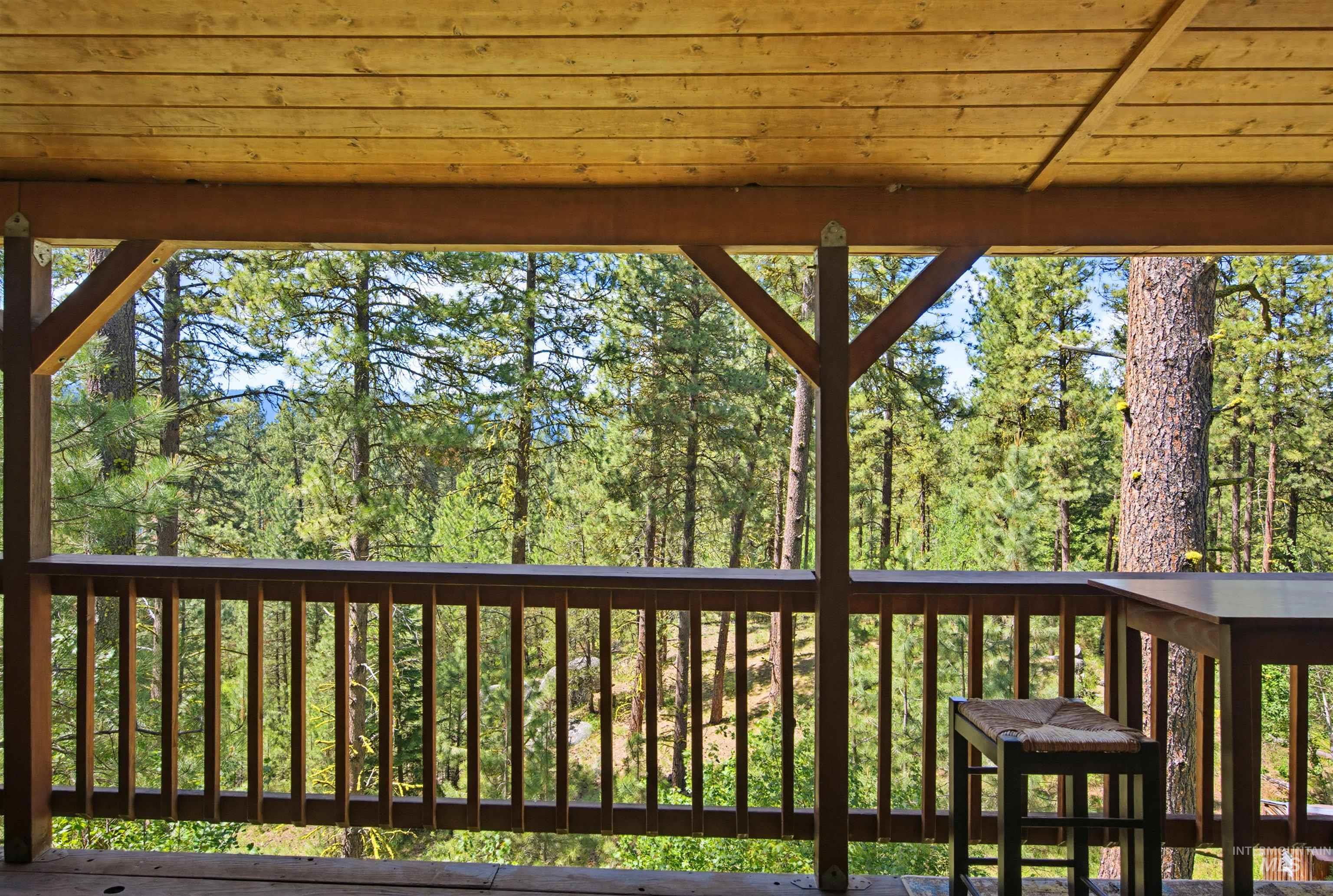 79 Sunset Loop, Cascade, Idaho 83611, 4 Bedrooms, 3 Bathrooms, Residential For Sale, Price $525,000,MLS 98988509