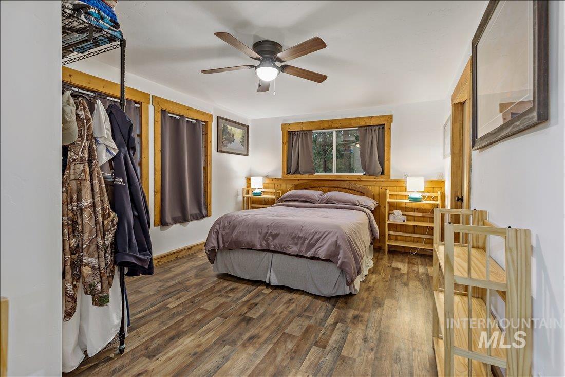 79 Sunset Loop, Cascade, Idaho 83611, 4 Bedrooms, 3 Bathrooms, Residential For Sale, Price $525,000,MLS 98988509