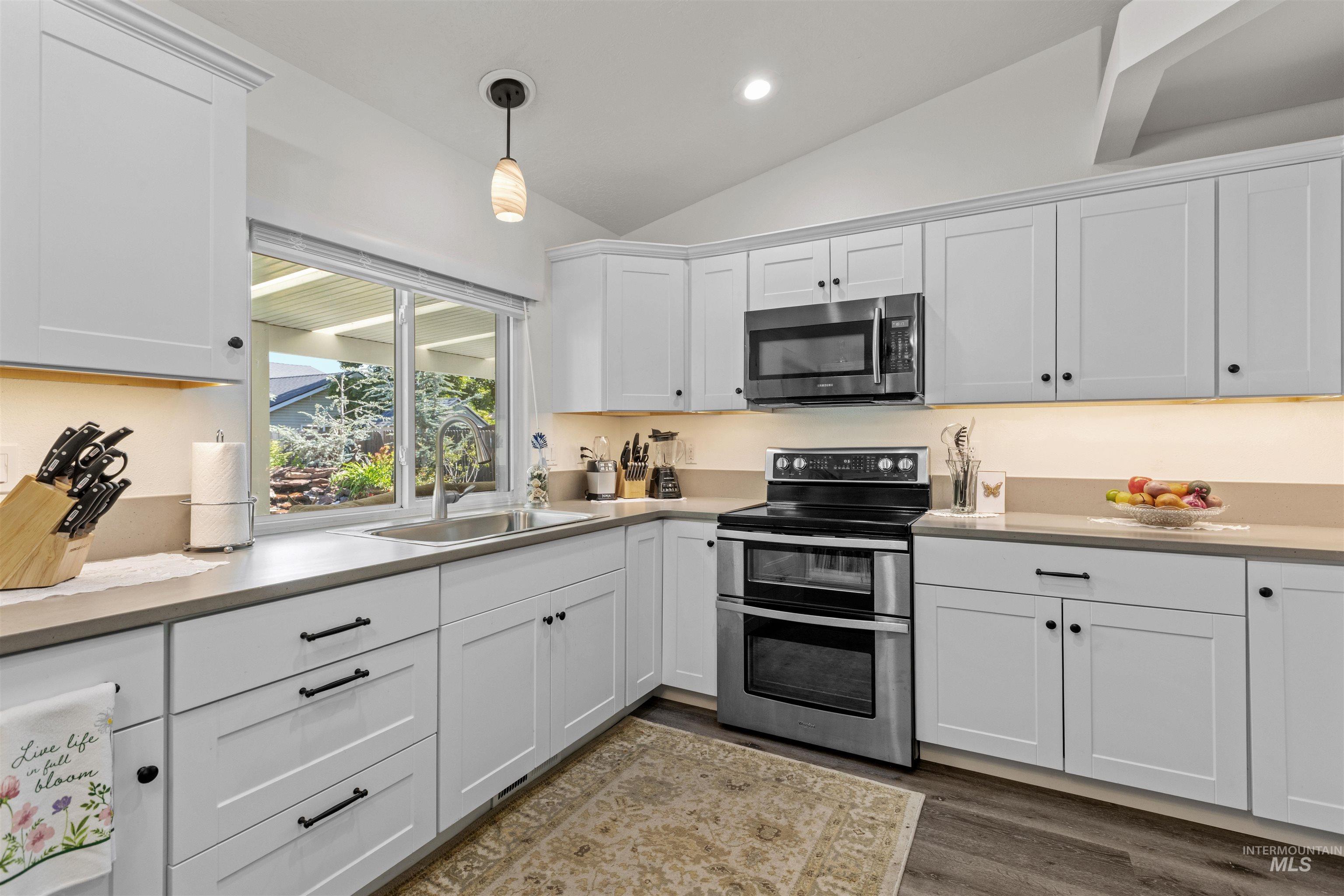 1418 E Sothesby Street, Meridian, Idaho 83642, 3 Bedrooms, 2 Bathrooms, Residential For Sale, Price $500,000,MLS 98988510