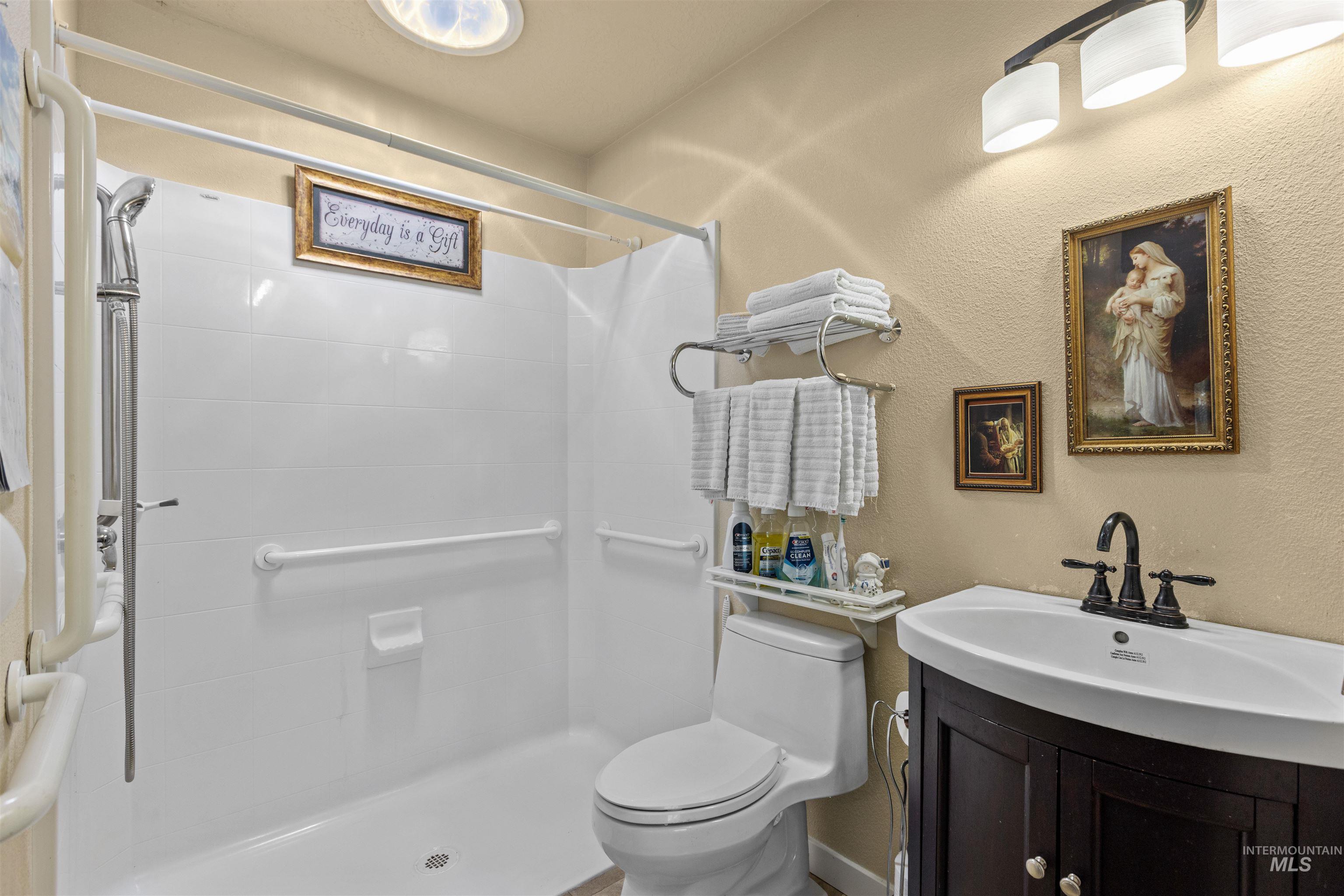 1418 E Sothesby Street, Meridian, Idaho 83642, 3 Bedrooms, 2 Bathrooms, Residential For Sale, Price $500,000,MLS 98988510