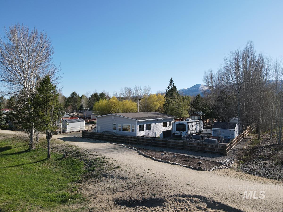 1 & 3 P Street, Cascade, Idaho 83611, 2 Bedrooms, 2 Bathrooms, Residential For Sale, Price $575,000,MLS 98988511