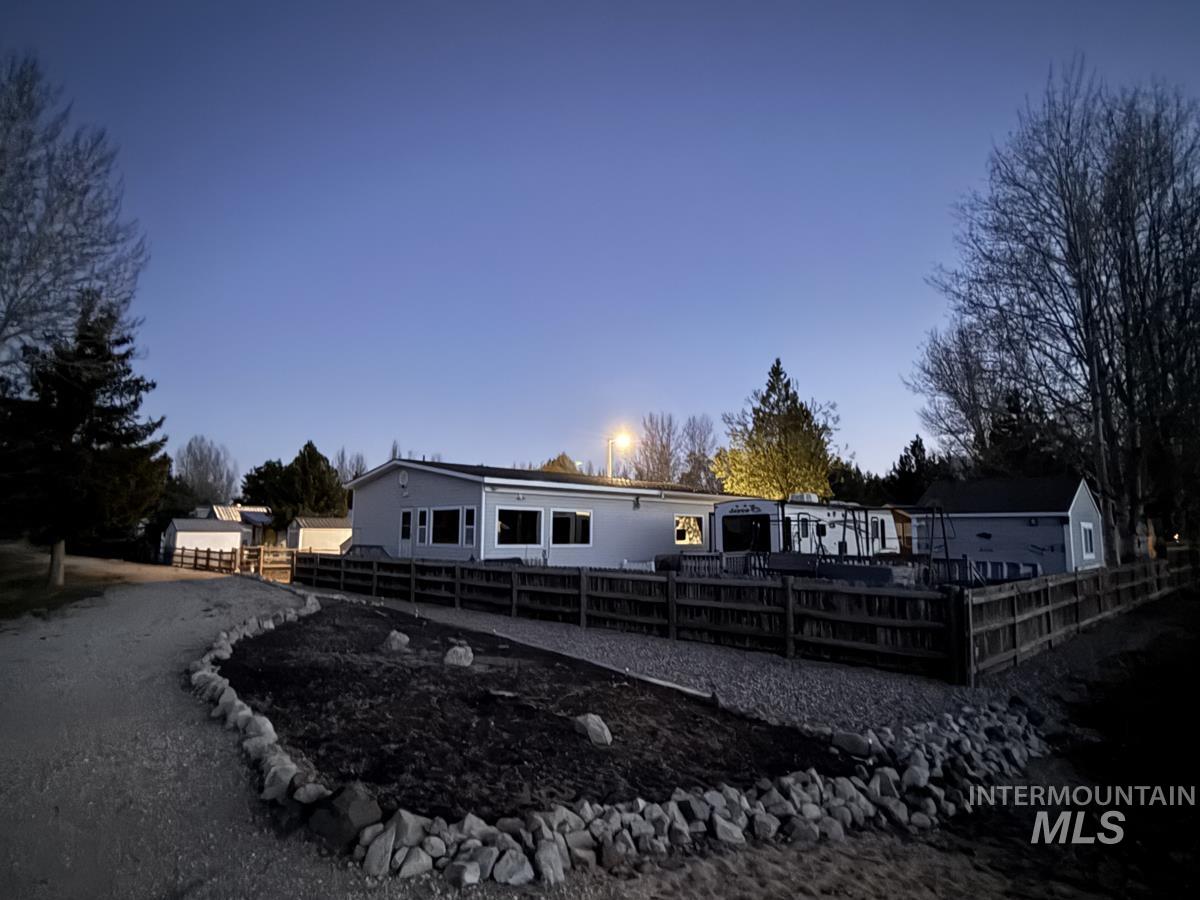 1 & 3 P Street, Cascade, Idaho 83611, 2 Bedrooms, 2 Bathrooms, Residential For Sale, Price $575,000,MLS 98988511