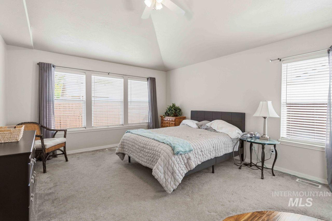 1910 W Roberts Ave, Nampa, Idaho 83651, 3 Bedrooms, 2 Bathrooms, Residential For Sale, Price $418,000,MLS 98988513