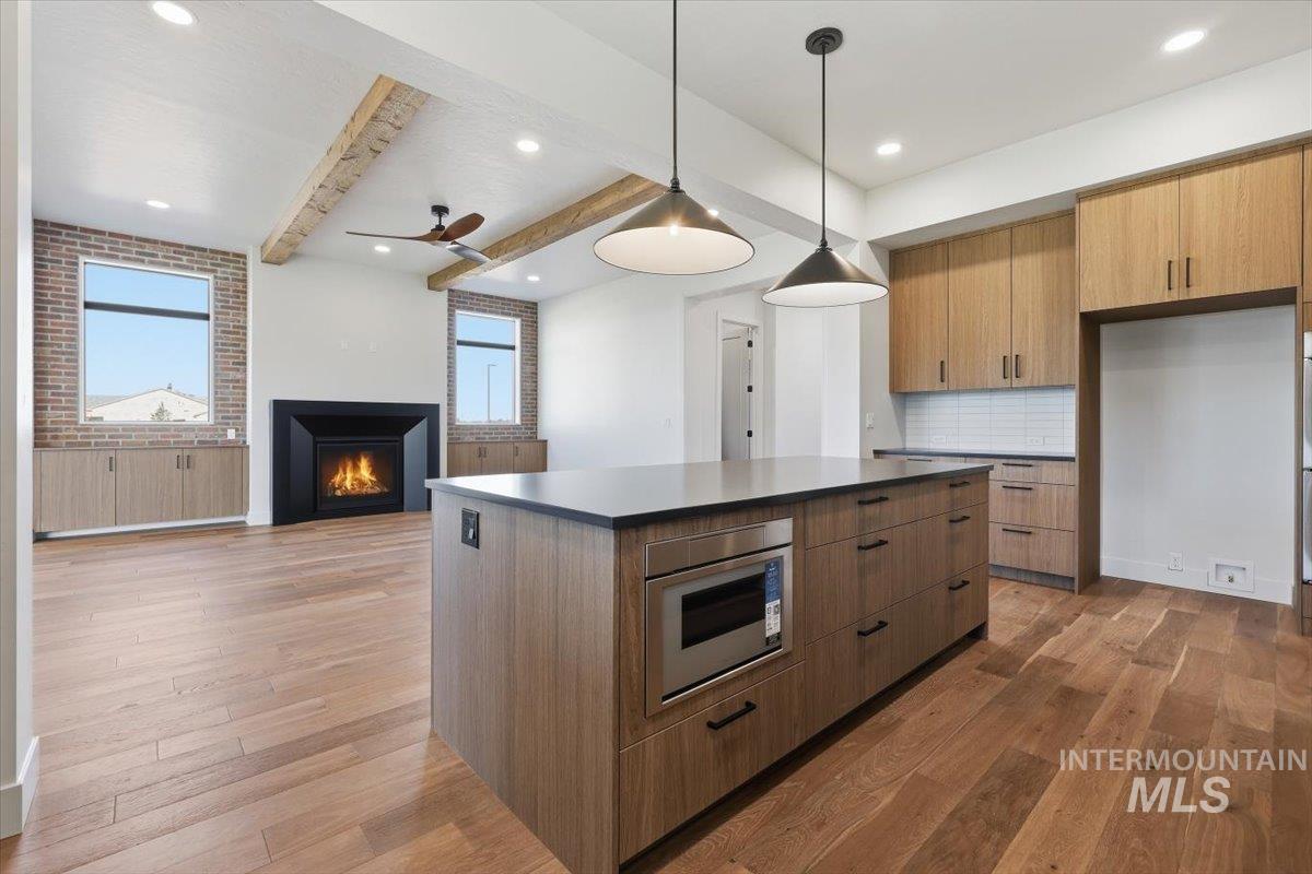 1041 E E Snag St, Meridian, Idaho 83642, 4 Bedrooms, 3 Bathrooms, Residential For Sale, Price $934,500,MLS 98988515