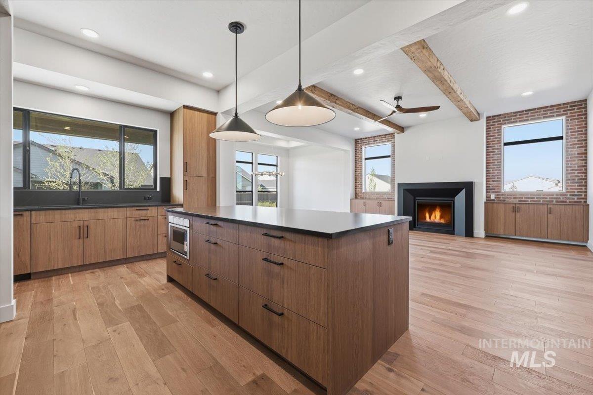 1041 E E Snag St, Meridian, Idaho 83642, 4 Bedrooms, 3 Bathrooms, Residential For Sale, Price $934,500,MLS 98988515