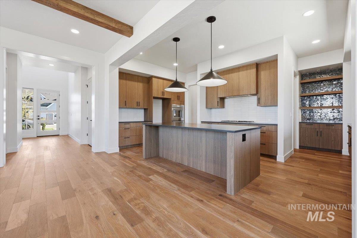1041 E E Snag St, Meridian, Idaho 83642, 4 Bedrooms, 3 Bathrooms, Residential For Sale, Price $934,500,MLS 98988515