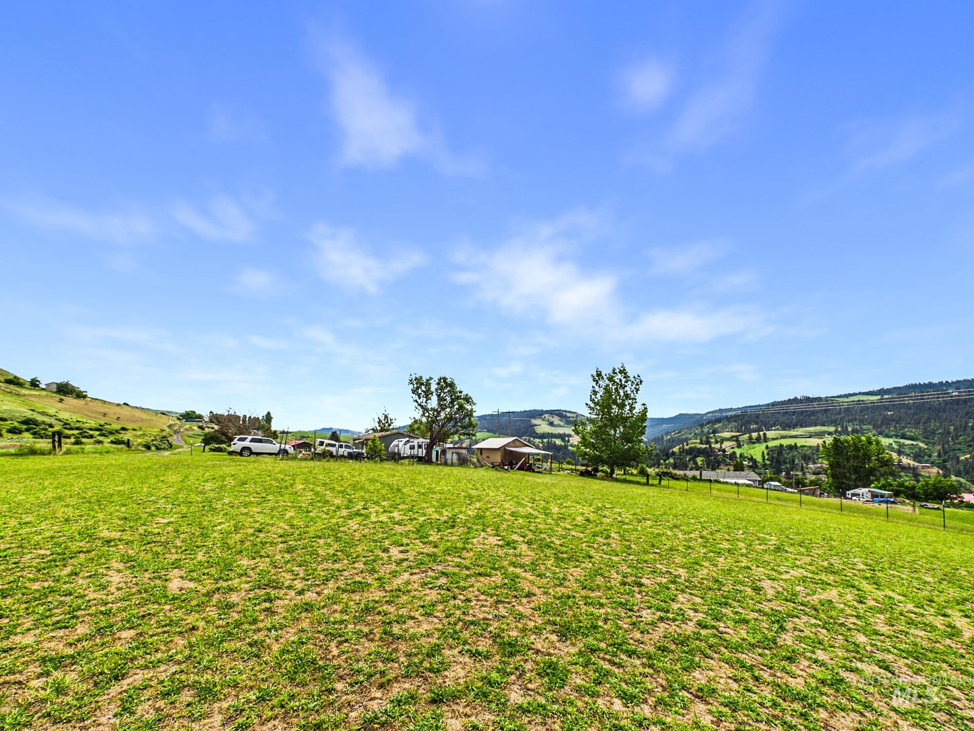 18934 Finch Ln, Lenore, Idaho 87643, 2 Bedrooms, 2 Bathrooms, Residential For Sale, Price $379,000,MLS 98988517