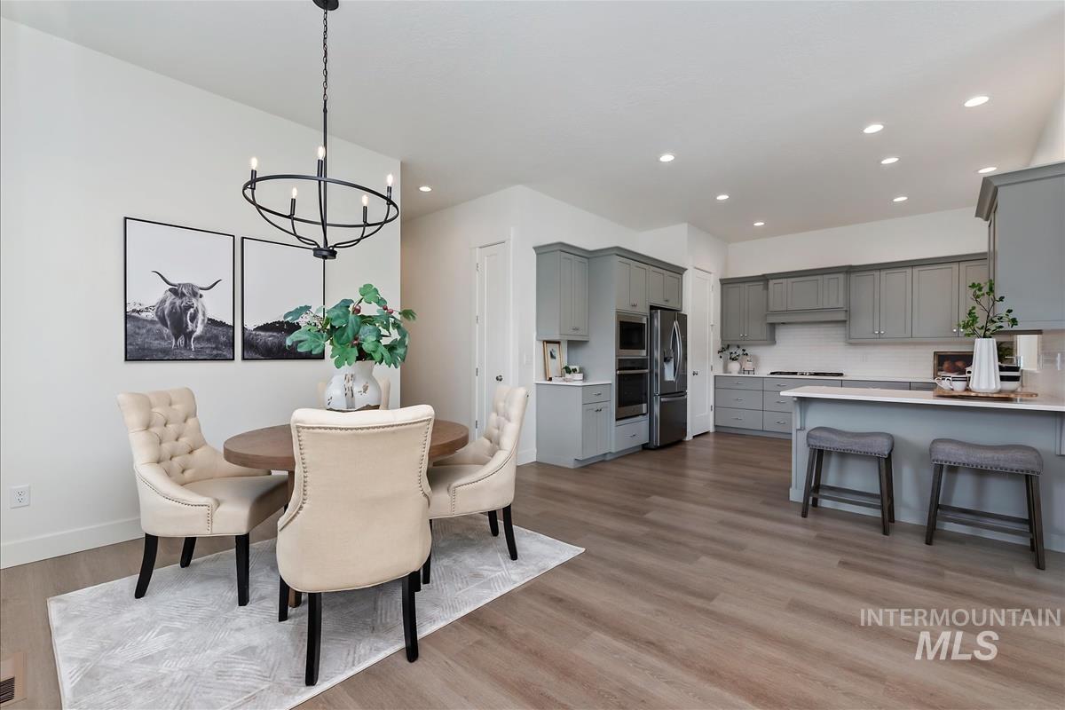 5003 W Talbot St., Meridian, Idaho 83646, 3 Bedrooms, 3 Bathrooms, Residential For Sale, Price $580,000,MLS 98988518