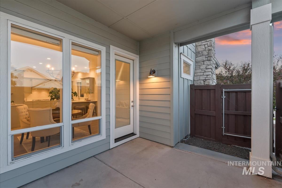 5003 W Talbot St., Meridian, Idaho 83646, 3 Bedrooms, 3 Bathrooms, Residential For Sale, Price $580,000,MLS 98988518