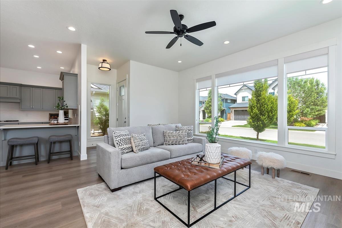 5003 W Talbot St., Meridian, Idaho 83646, 3 Bedrooms, 3 Bathrooms, Residential For Sale, Price $580,000,MLS 98988518