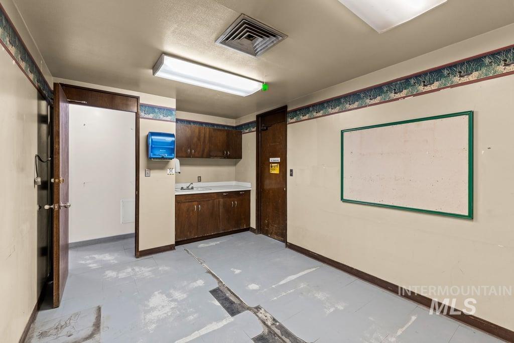 6010 35th Street, Heyburn, Idaho 83336, Business/Commercial For Sale, Price $1,700,000,MLS 98988519
