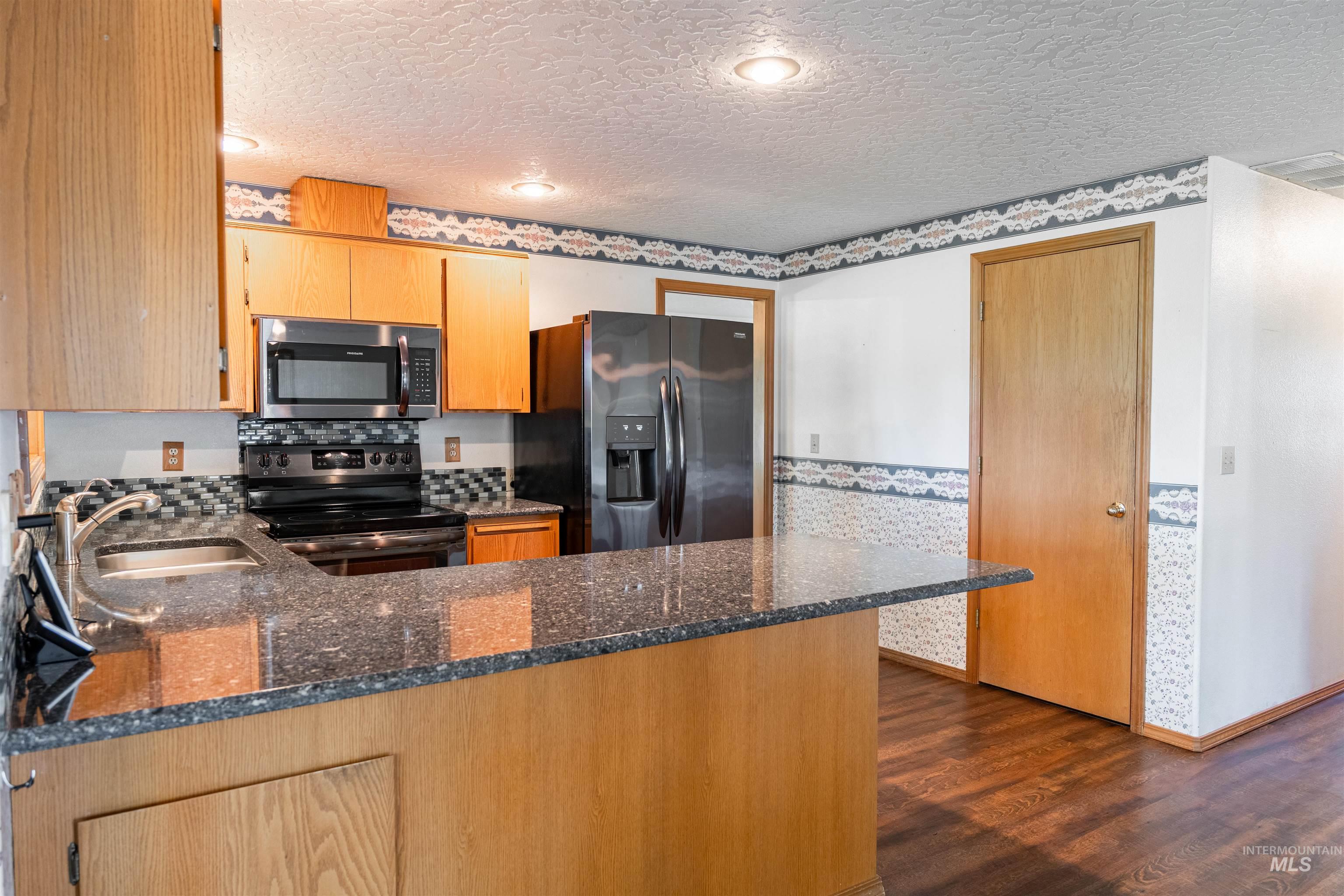 2363 NE 16th St, Fruitland, Idaho 83619-0000, 4 Bedrooms, 2.5 Bathrooms, Residential For Sale, Price $549,999,MLS 98988522