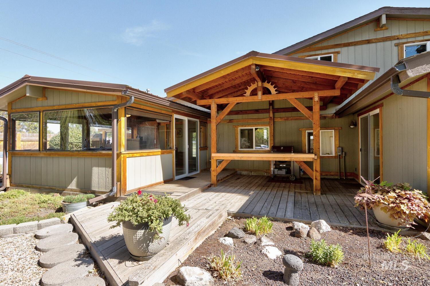 13001 S Ocotillo Dr, Kuna, Idaho 83634, 3 Bedrooms, 2 Bathrooms, Residential For Sale, Price $629,900,MLS 98988523