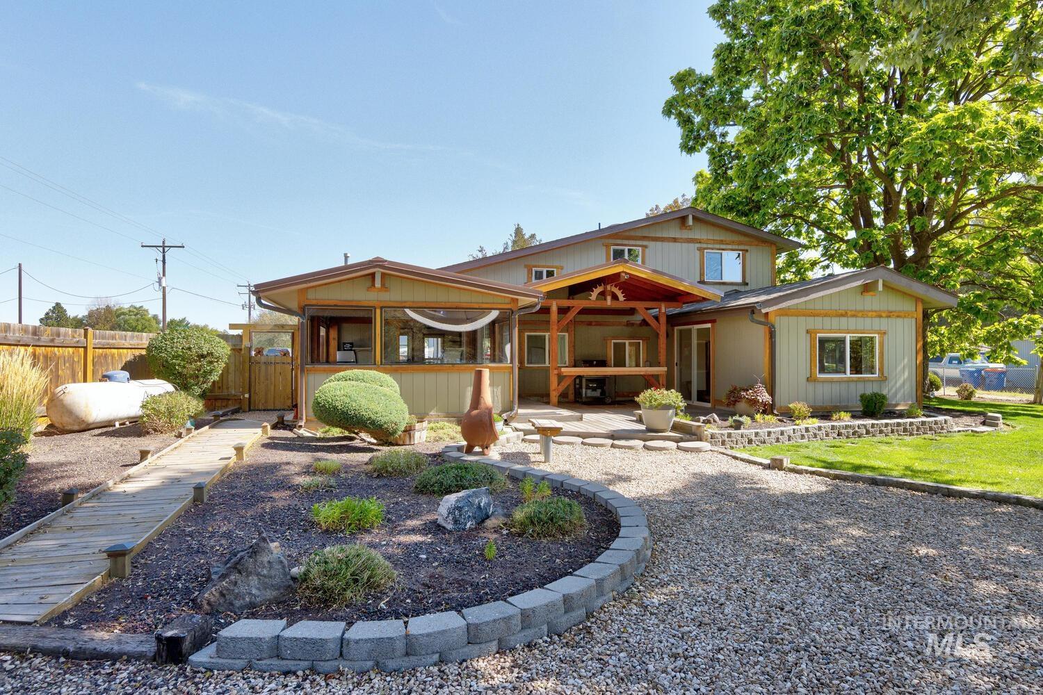 13001 S Ocotillo Dr, Kuna, Idaho 83634, 3 Bedrooms, 2 Bathrooms, Residential For Sale, Price $629,900,MLS 98988523
