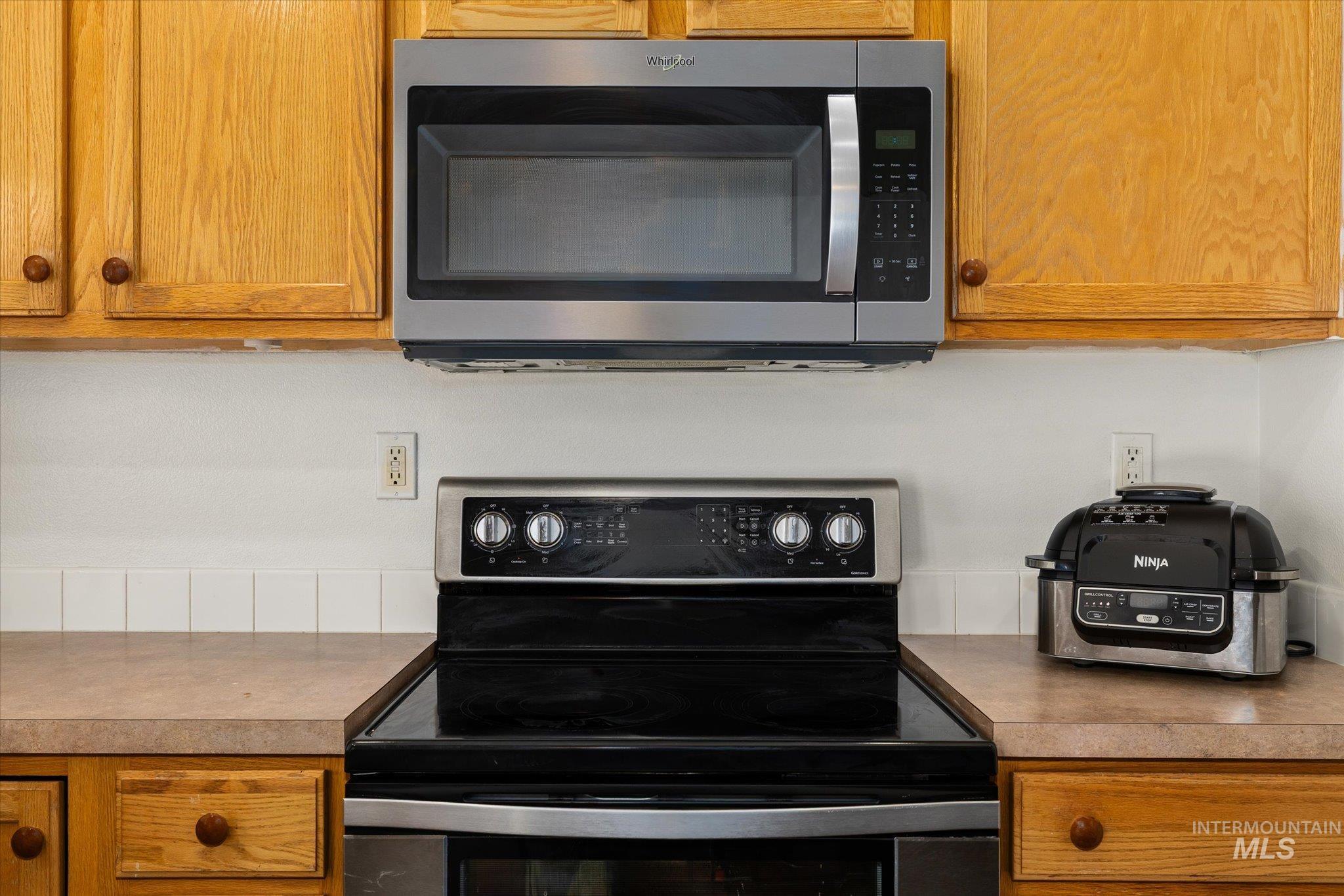 8509 W Falling Star St, Boise, Idaho 83709, 3 Bedrooms, 2 Bathrooms, Residential For Sale, Price $420,000,MLS 98988524