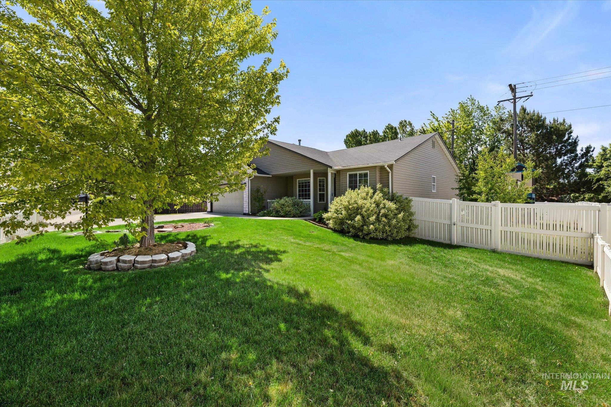 8509 W Falling Star St, Boise, Idaho 83709, 3 Bedrooms, 2 Bathrooms, Residential For Sale, Price $420,000,MLS 98988524