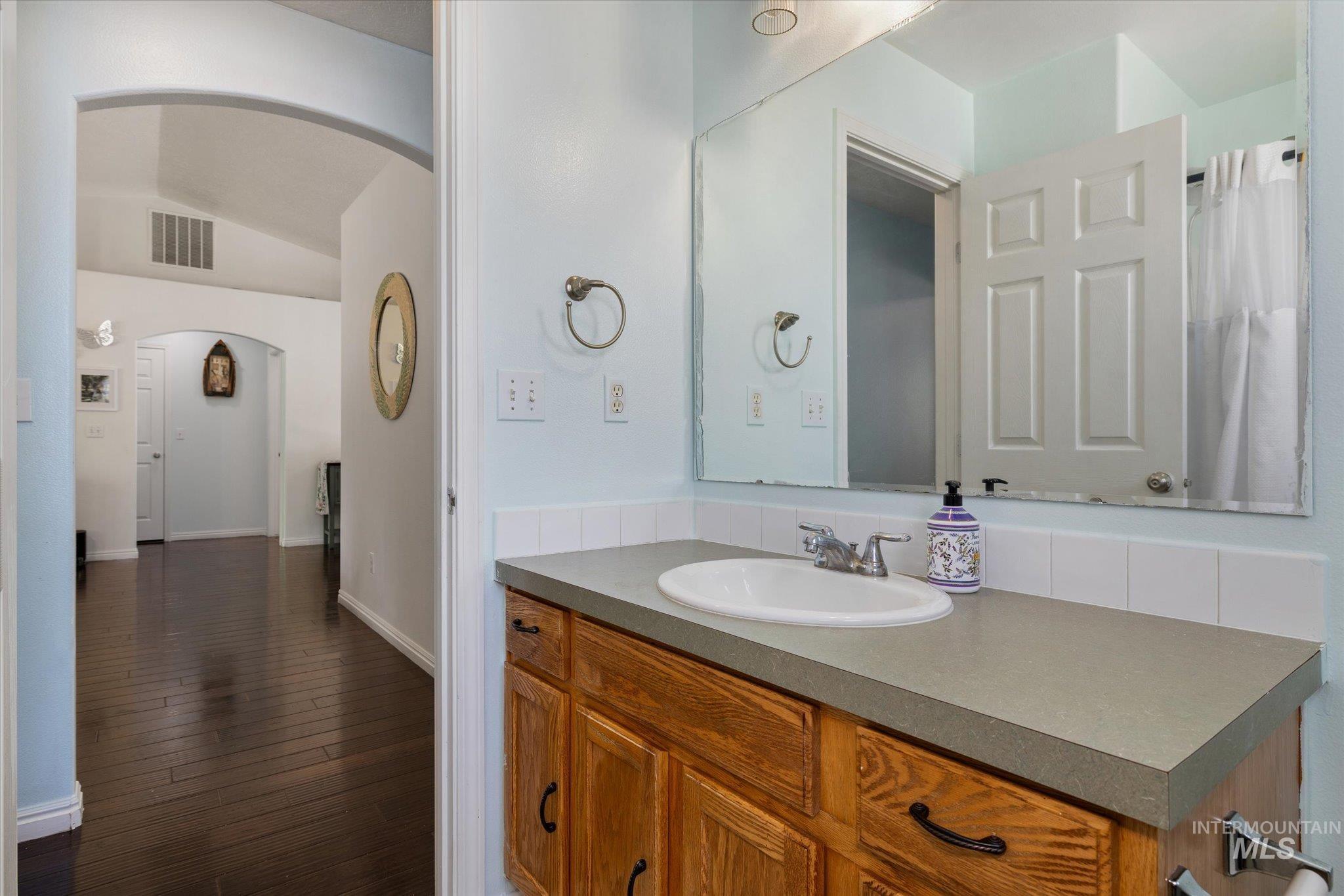 8509 W Falling Star St, Boise, Idaho 83709, 3 Bedrooms, 2 Bathrooms, Residential For Sale, Price $420,000,MLS 98988524