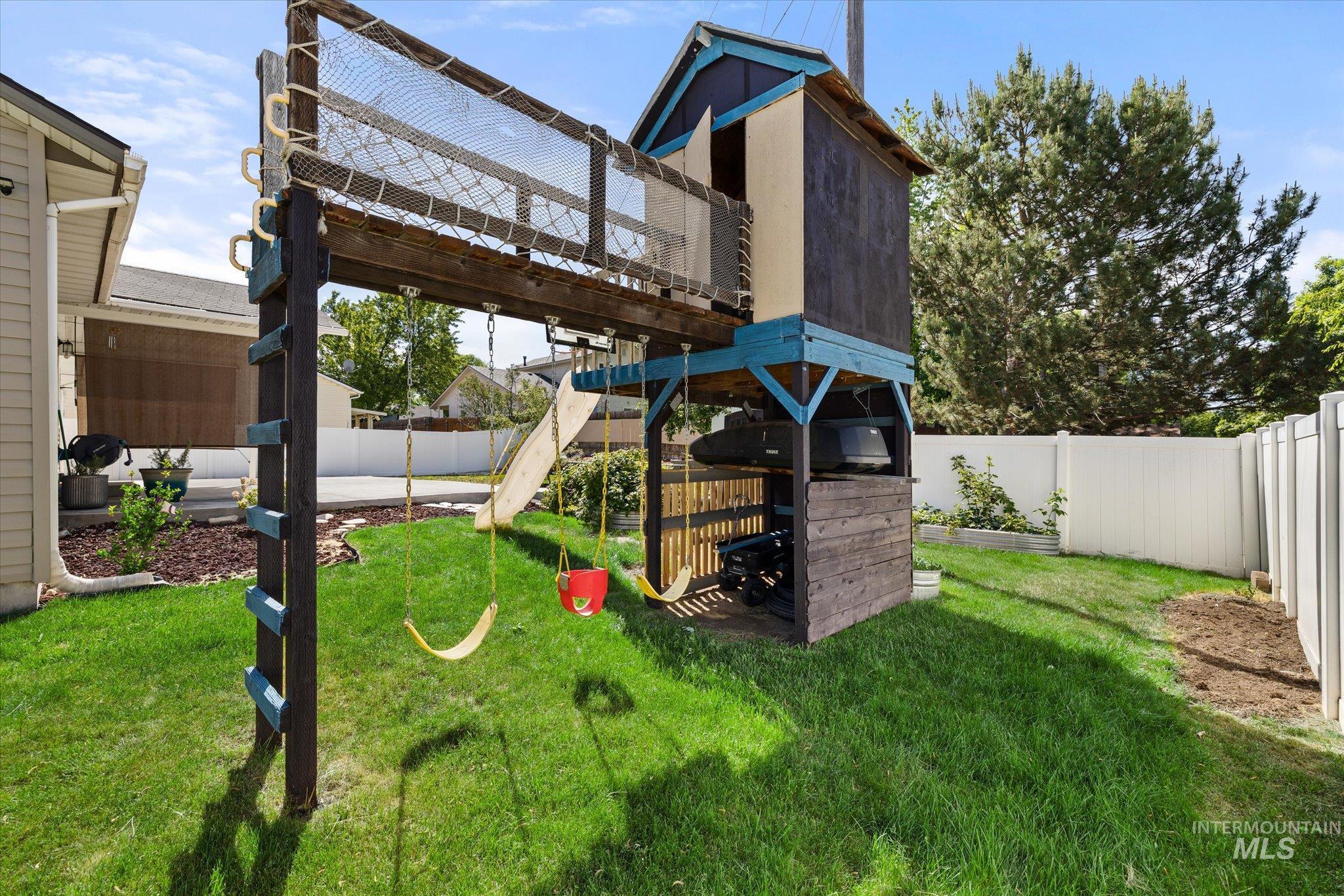 8509 W Falling Star St, Boise, Idaho 83709, 3 Bedrooms, 2 Bathrooms, Residential For Sale, Price $420,000,MLS 98988524