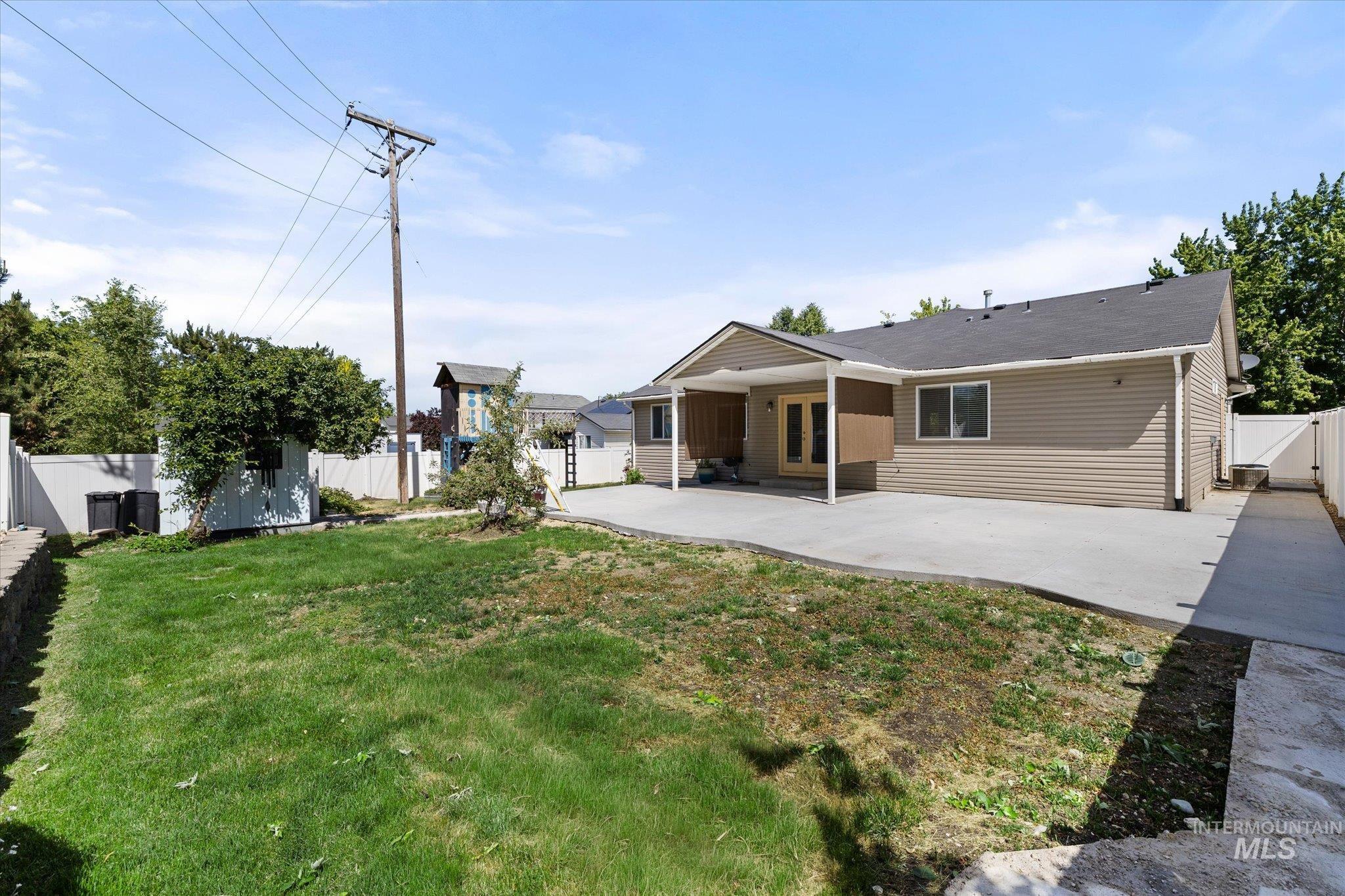 8509 W Falling Star St, Boise, Idaho 83709, 3 Bedrooms, 2 Bathrooms, Residential For Sale, Price $420,000,MLS 98988524