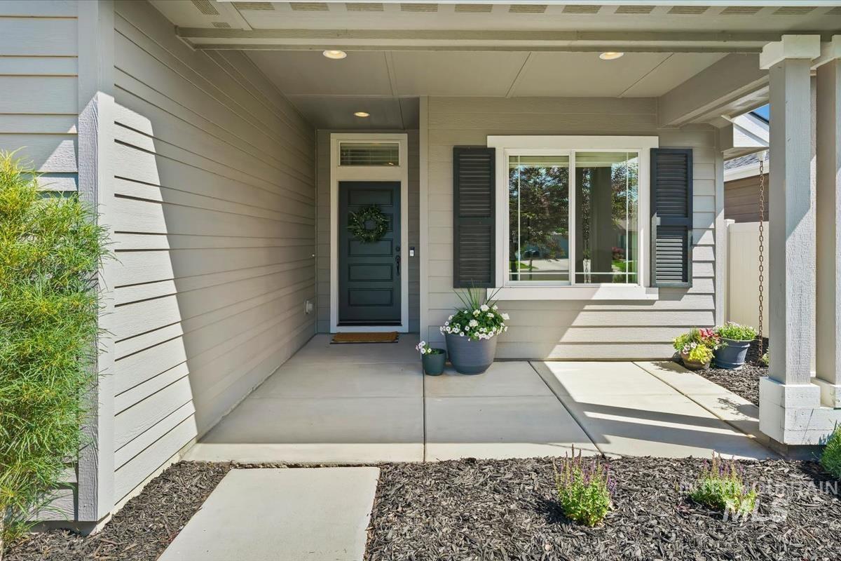 5918 W Quintale Dr, Meridian, Idaho 83646, 4 Bedrooms, 2 Bathrooms, Residential For Sale, Price $539,900,MLS 98988527