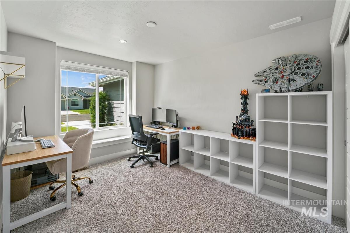 5918 W Quintale Dr, Meridian, Idaho 83646, 4 Bedrooms, 2 Bathrooms, Residential For Sale, Price $539,900,MLS 98988527
