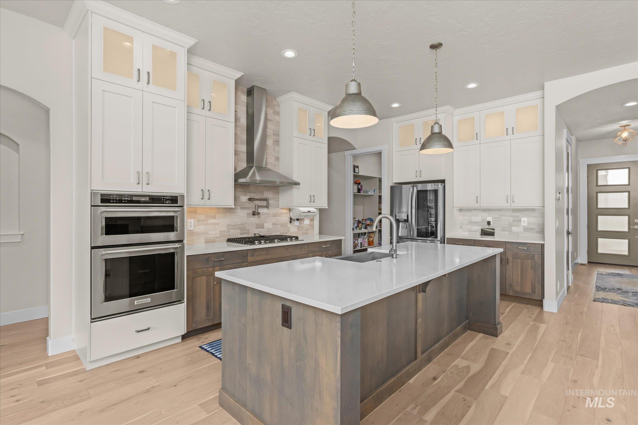 3329 N Cherry Laurel Way, Star, Idaho 83669, 4 Bedrooms, 3 Bathrooms, Residential For Sale, Price $819,900,MLS 98988532