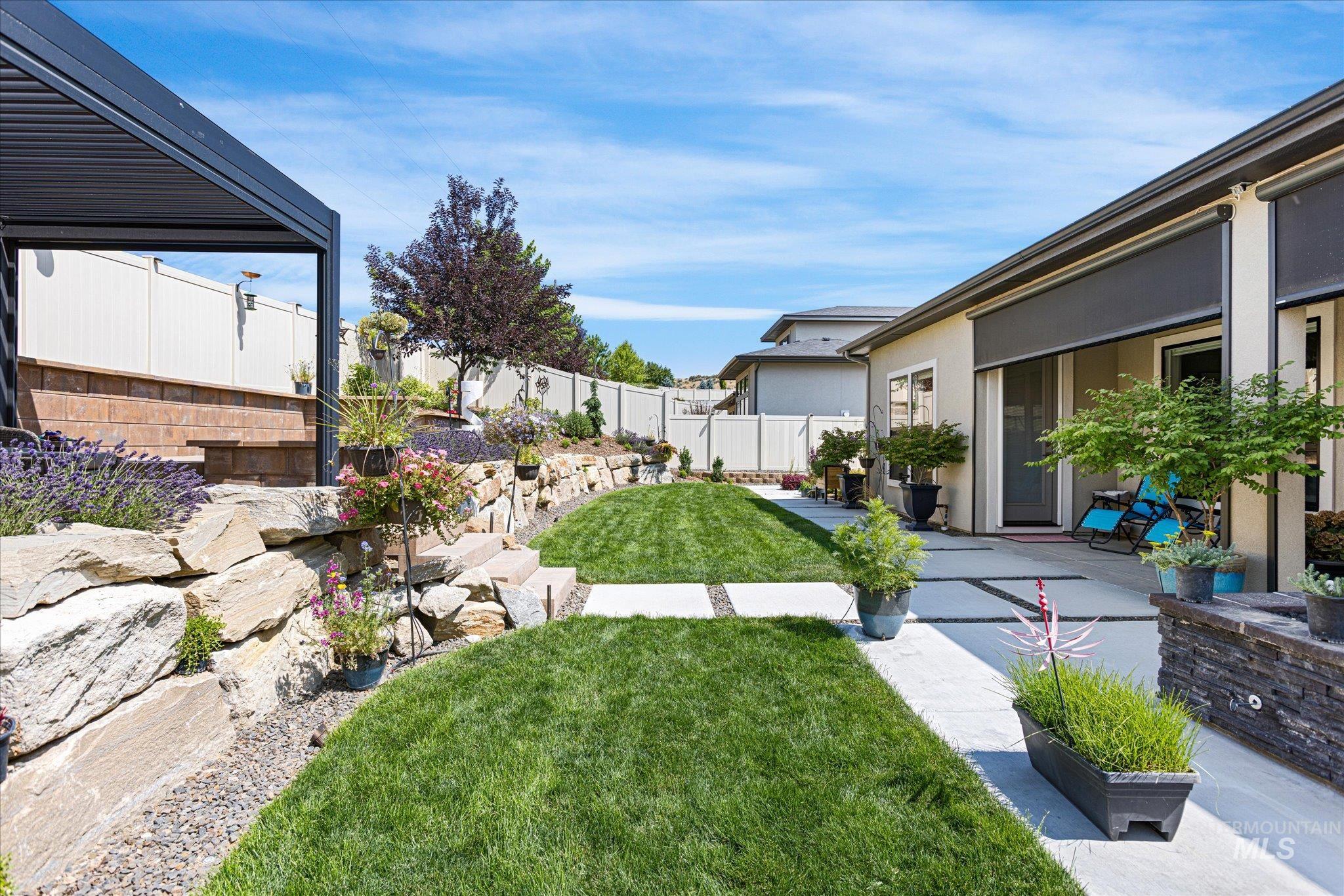 3329 N Cherry Laurel Way, Star, Idaho 83669, 4 Bedrooms, 3 Bathrooms, Residential For Sale, Price $819,900,MLS 98988532