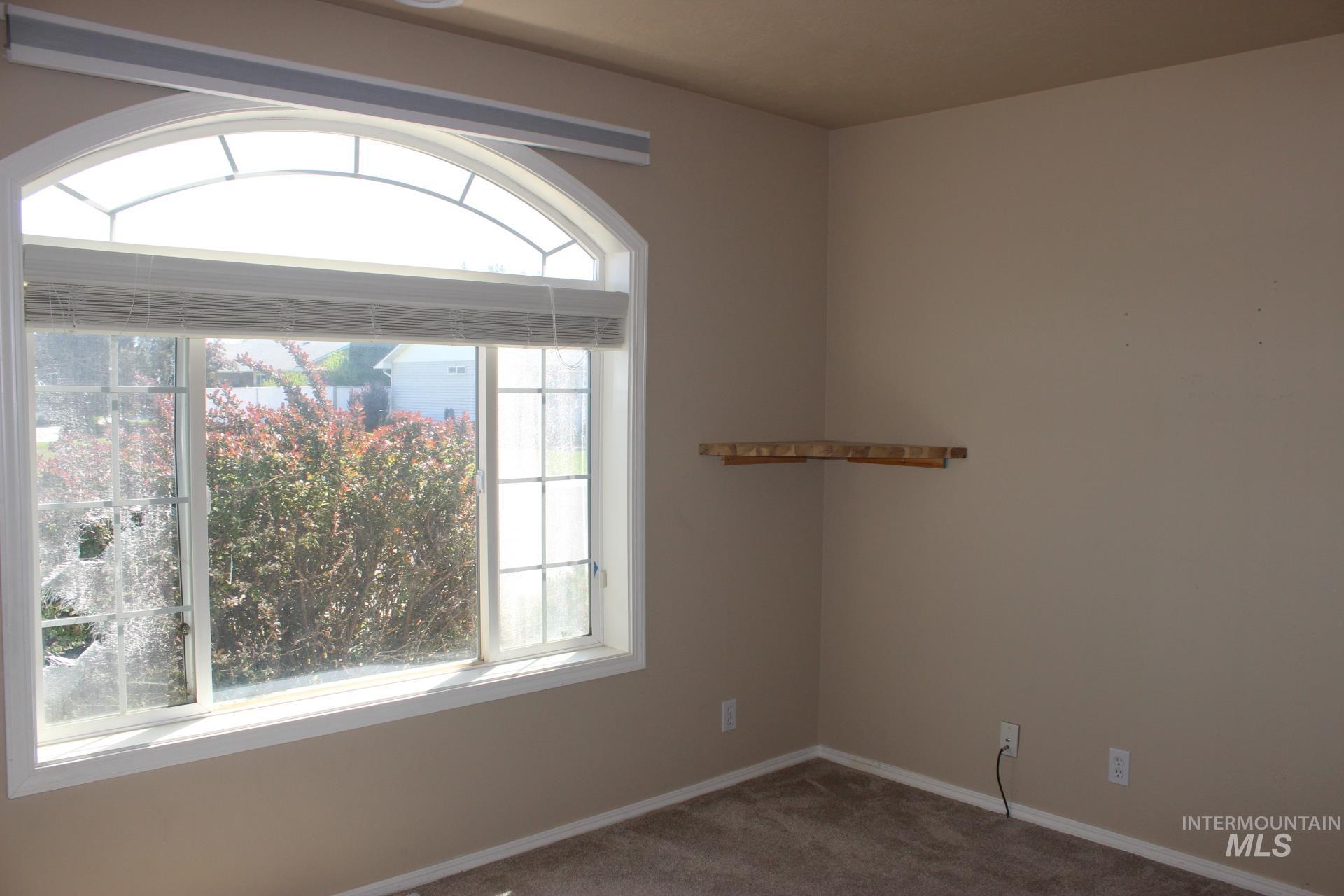 2509 SW 1st Ave, Ontario, Oregon 97914, 3 Bedrooms, 2 Bathrooms, Residential For Sale, Price $390,000,MLS 98988534