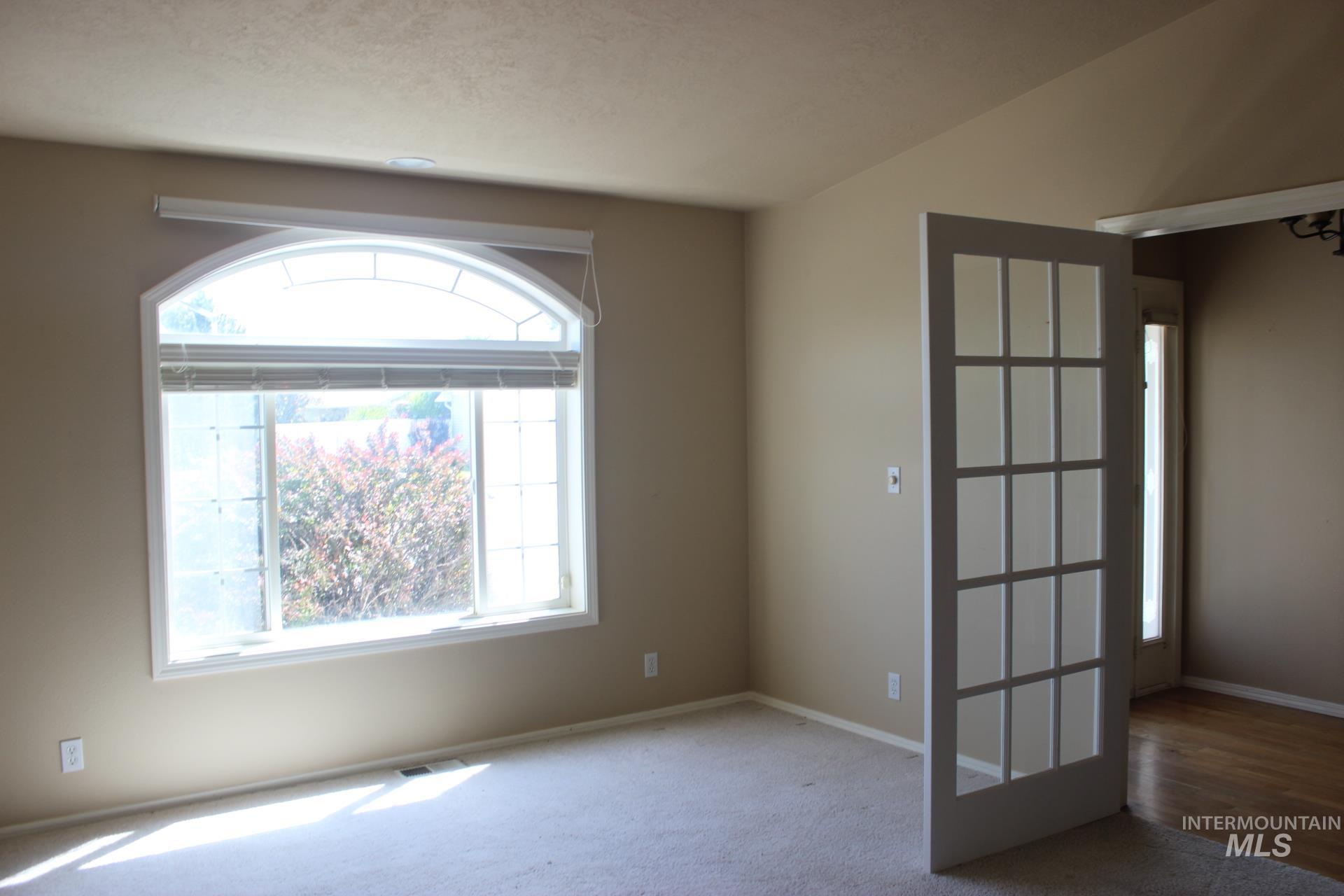 2509 SW 1st Ave, Ontario, Oregon 97914, 3 Bedrooms, 2 Bathrooms, Residential For Sale, Price $390,000,MLS 98988534