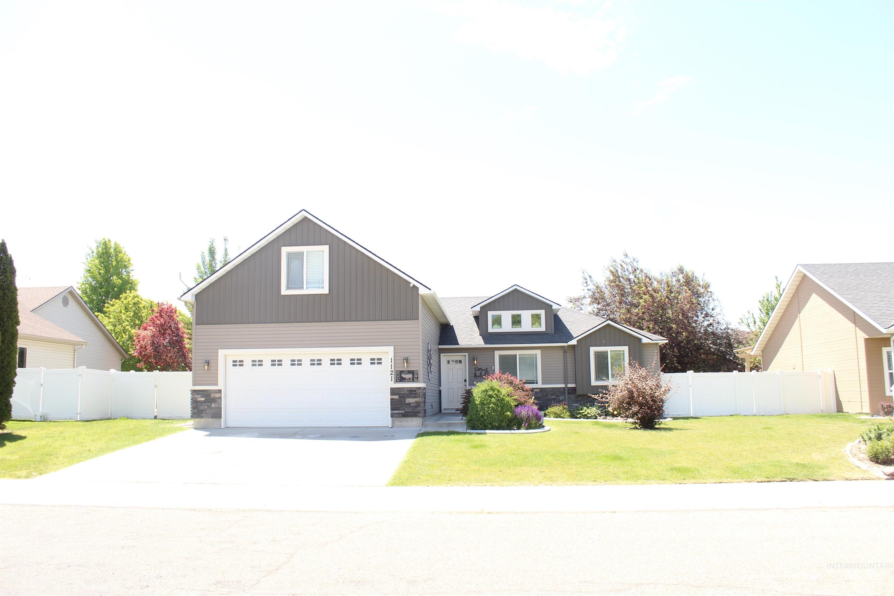 1121 Kelly Ave, Kimberly, Idaho 83341, 3 Bedrooms, 2 Bathrooms, Residential For Sale, Price $420,000,MLS 98988535