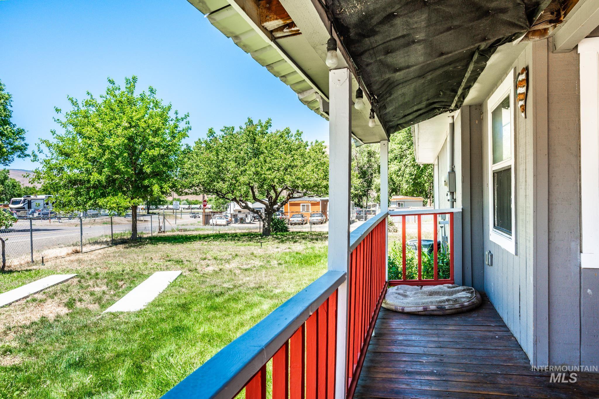 370 E Jefferson, Huntington, Oregon 97907-0000, 2 Bedrooms, 1 Bathroom, Residential For Sale, Price $179,999,MLS 98988537