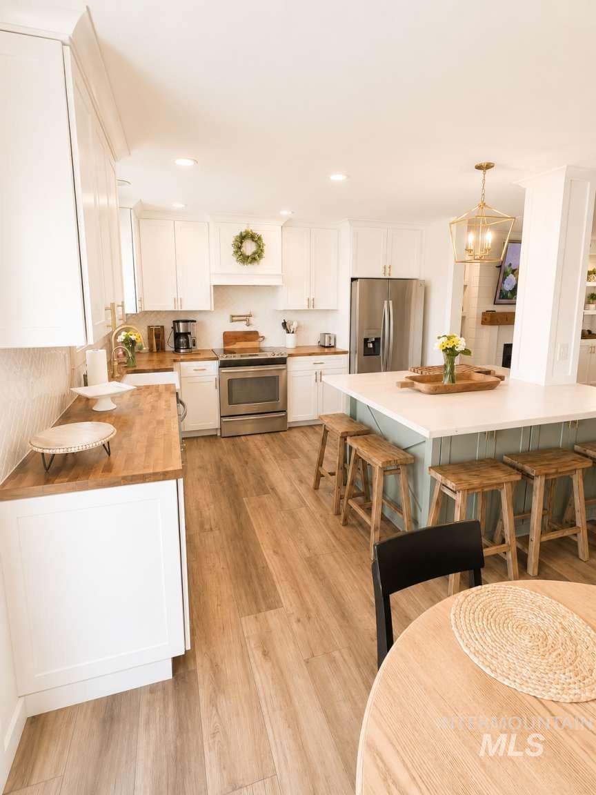 917 Prevail Ct, Middleton, Idaho 83644, 3 Bedrooms, 3 Bathrooms, Residential For Sale, Price $439,999,MLS 98988538
