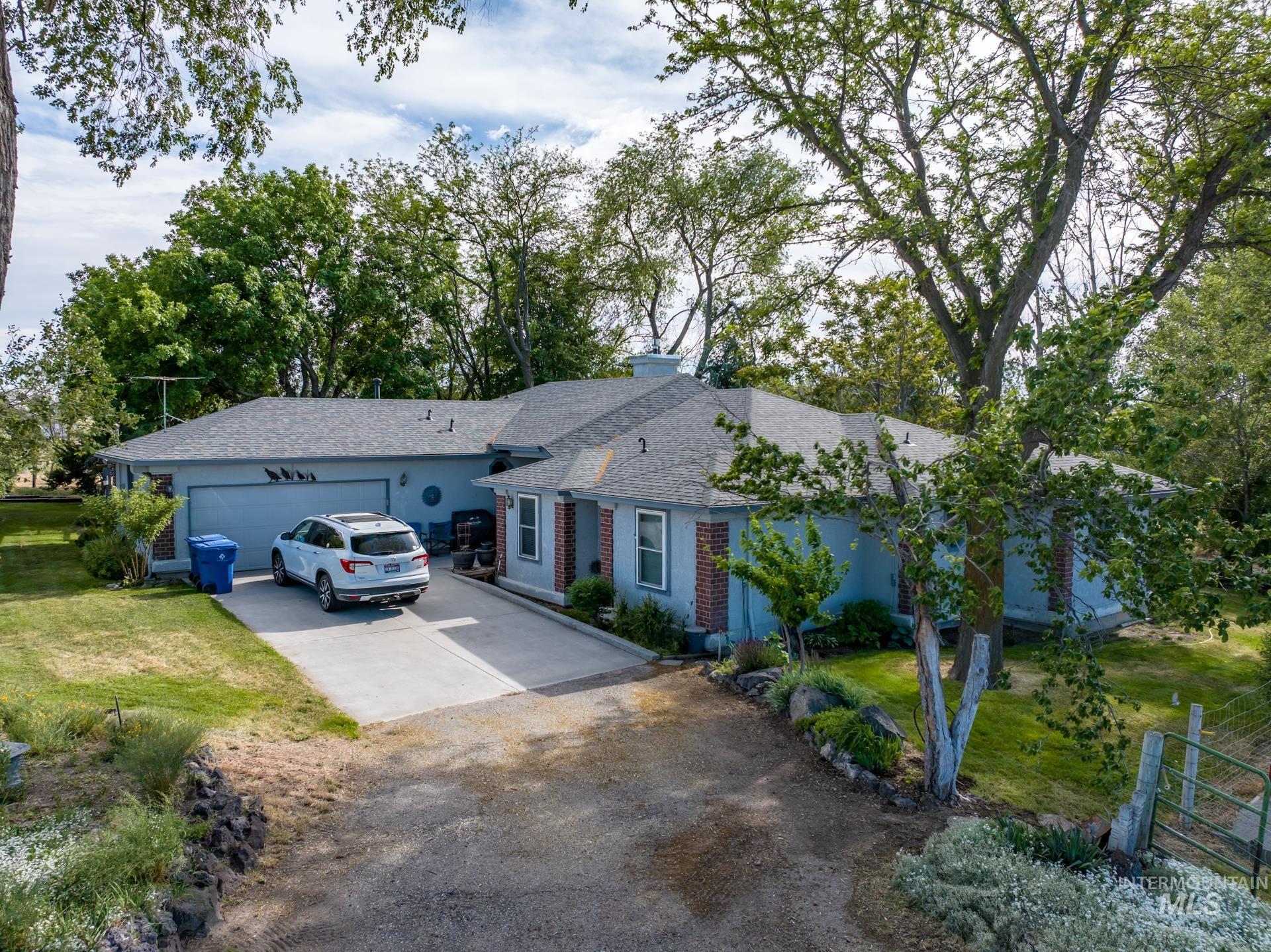 1185 E King, Kuna, Idaho 83634, 3 Bedrooms, 2.5 Bathrooms, Residential For Sale, Price $3,100,000, 98988539