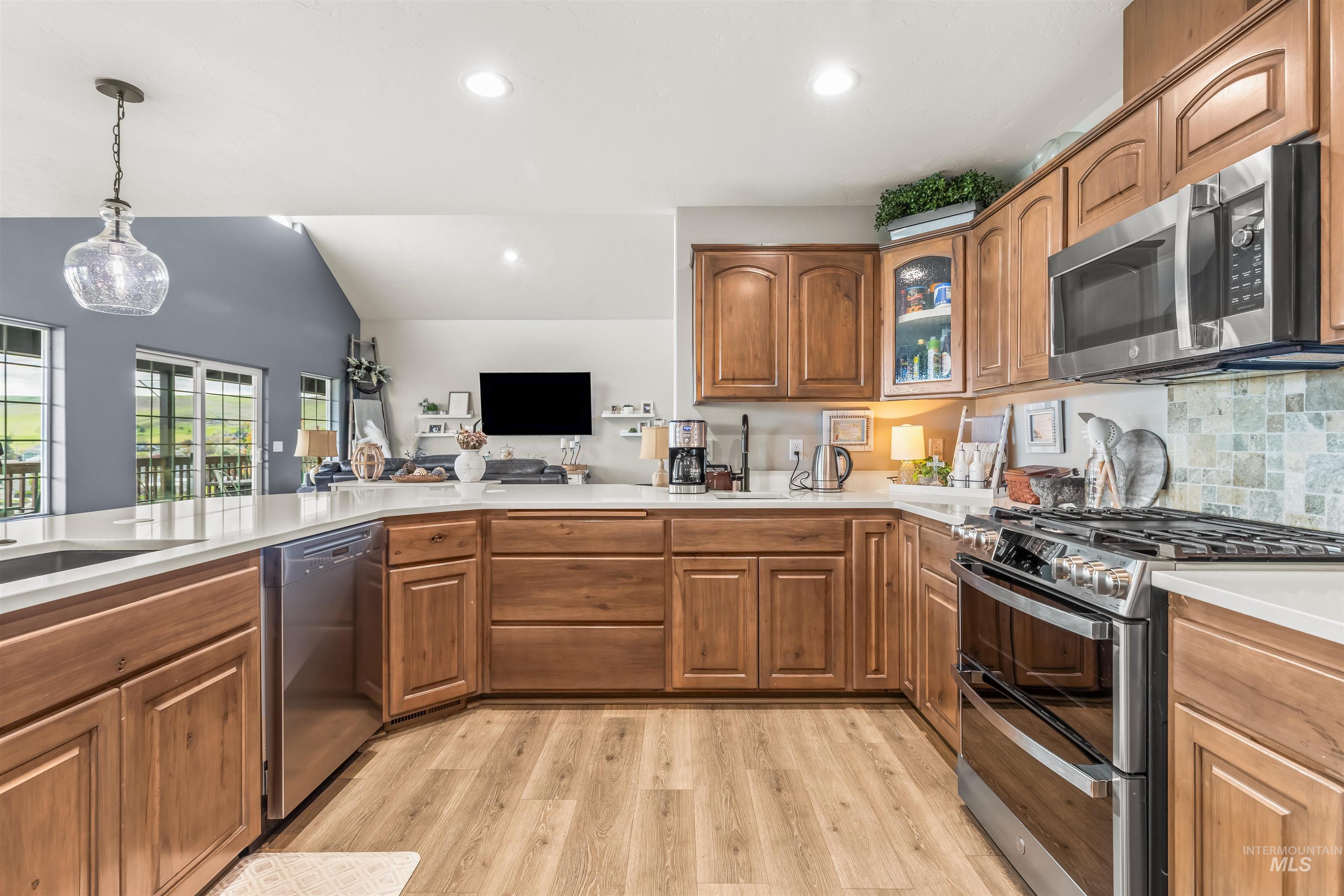 3151 21st Street, Clarkston, Washington 99403, 4 Bedrooms, 4 Bathrooms, Residential For Sale, Price $950,000,MLS 98988540
