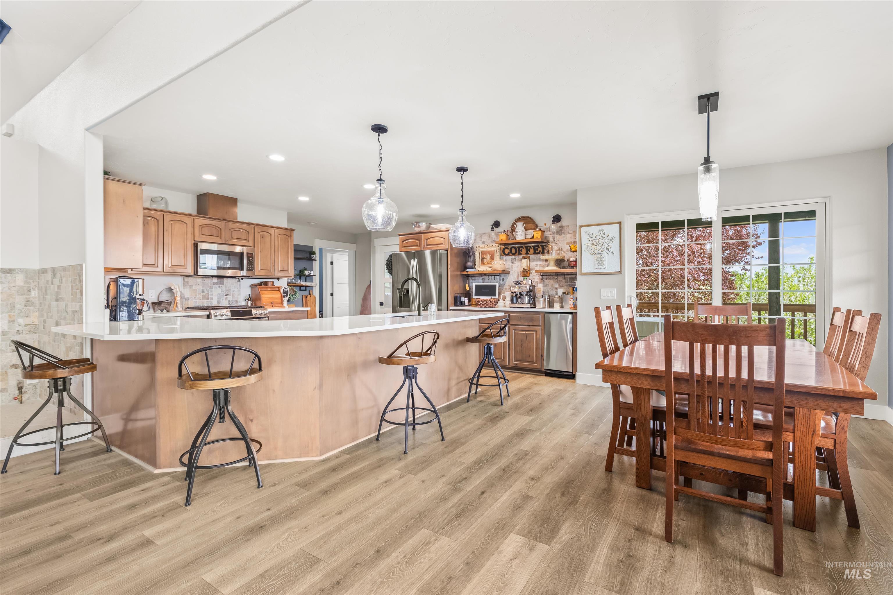 3151 21st Street, Clarkston, Washington 99403, 4 Bedrooms, 4 Bathrooms, Residential For Sale, Price $950,000,MLS 98988540