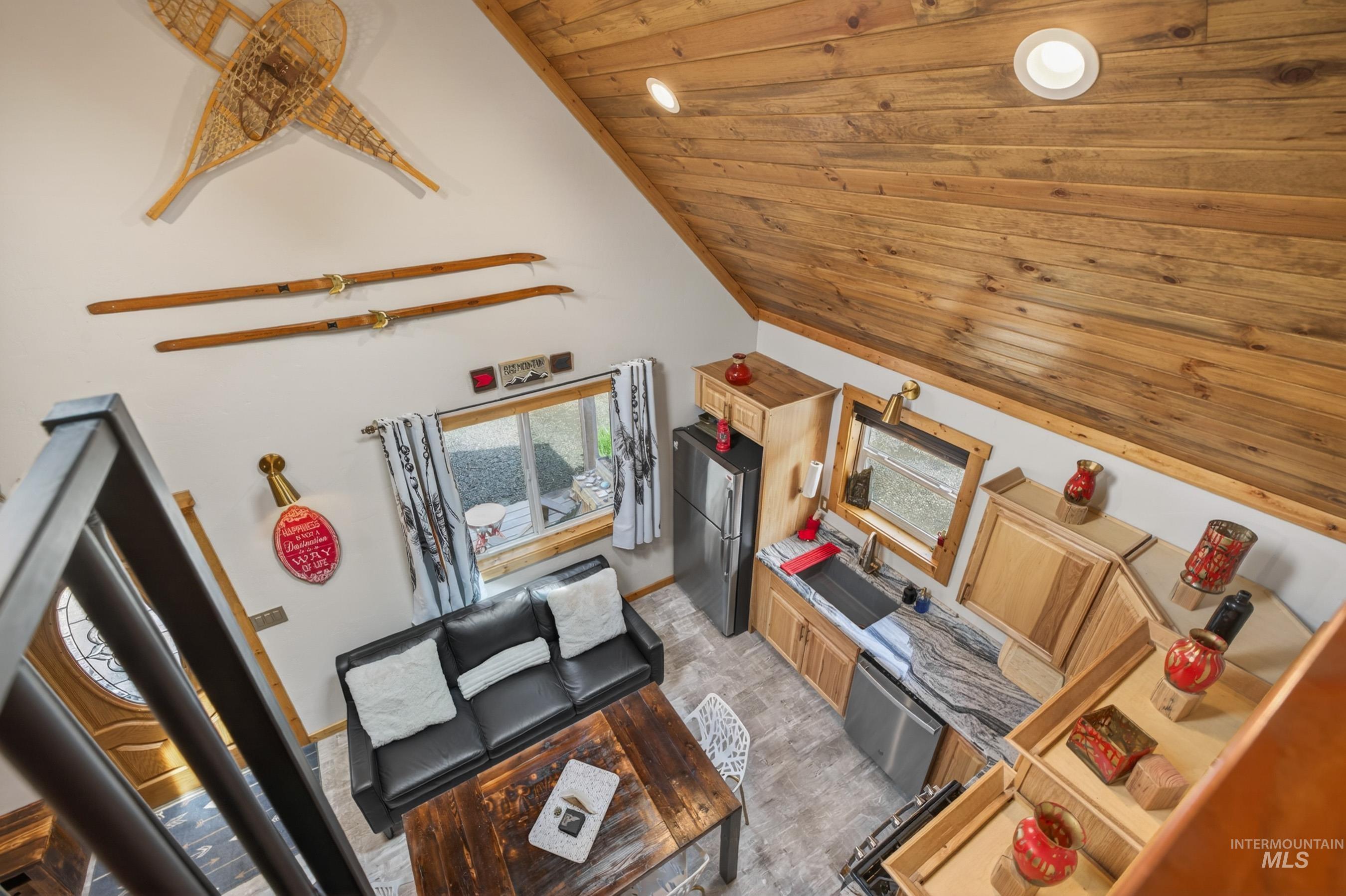 1432 #4 Salmon Drive, Riggins, Idaho 83549, 1 Bedroom, 1 Bathroom, Residential For Sale, Price $295,000,MLS 98988543
