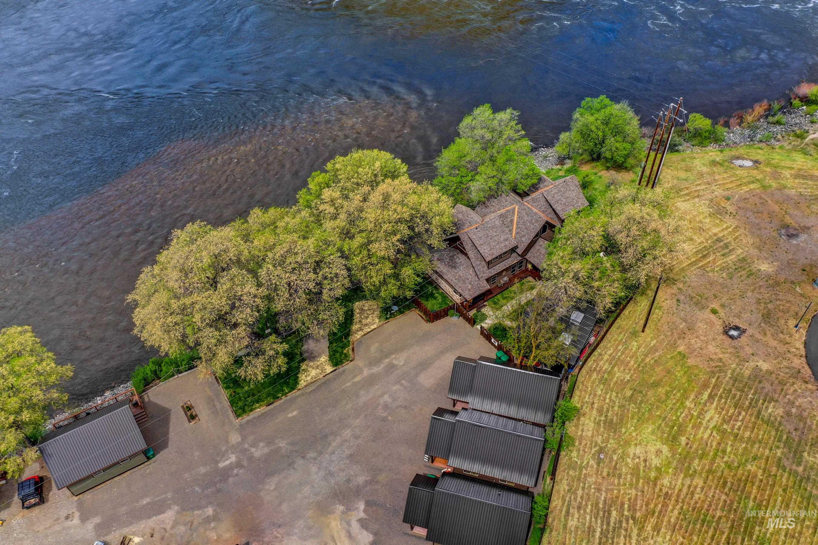 1432 #4 Salmon Drive, Riggins, Idaho 83549, 1 Bedroom, 1 Bathroom, Residential For Sale, Price $295,000,MLS 98988543