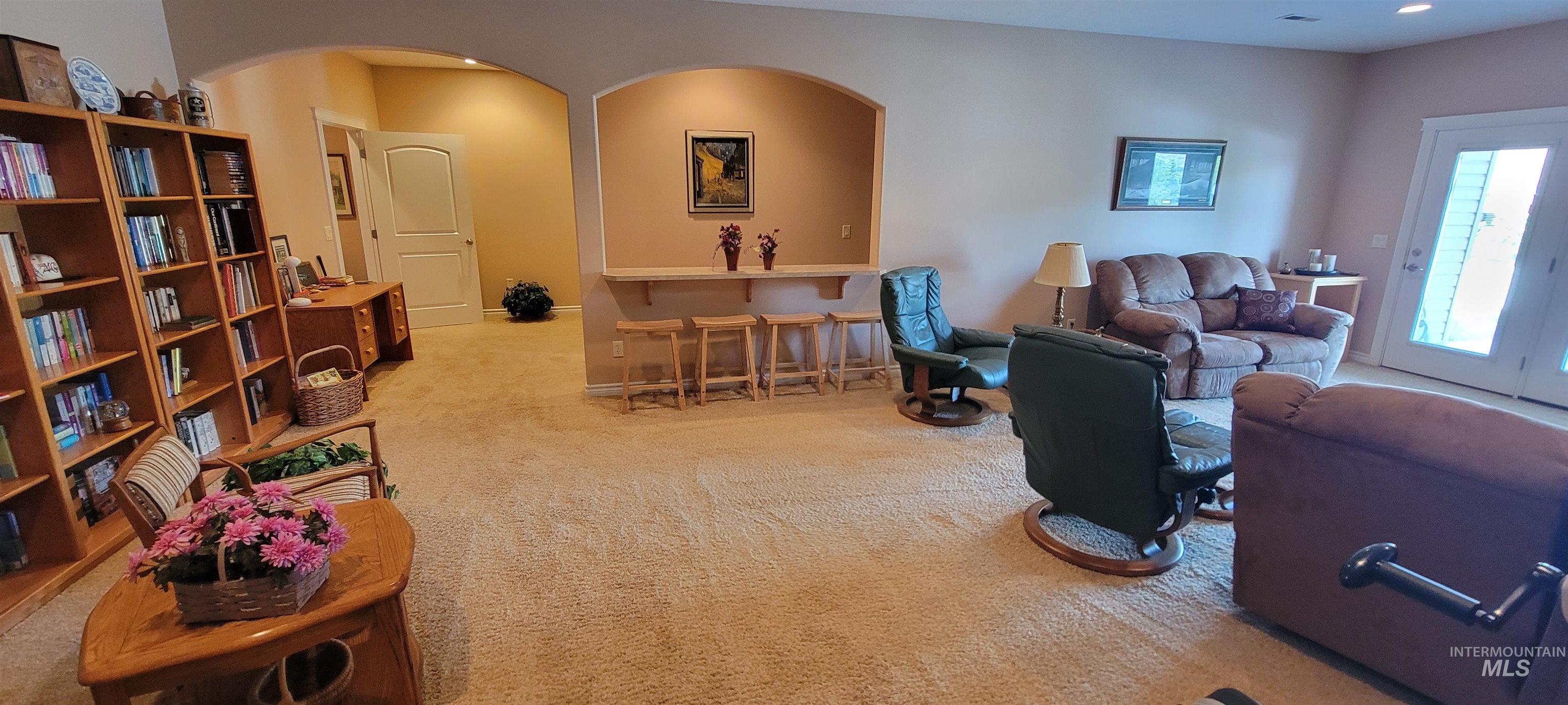 910 Vineland, Clarkston, Washington 99403, 3 Bedrooms, 3 Bathrooms, Residential For Sale, Price $474,900,MLS 98988546