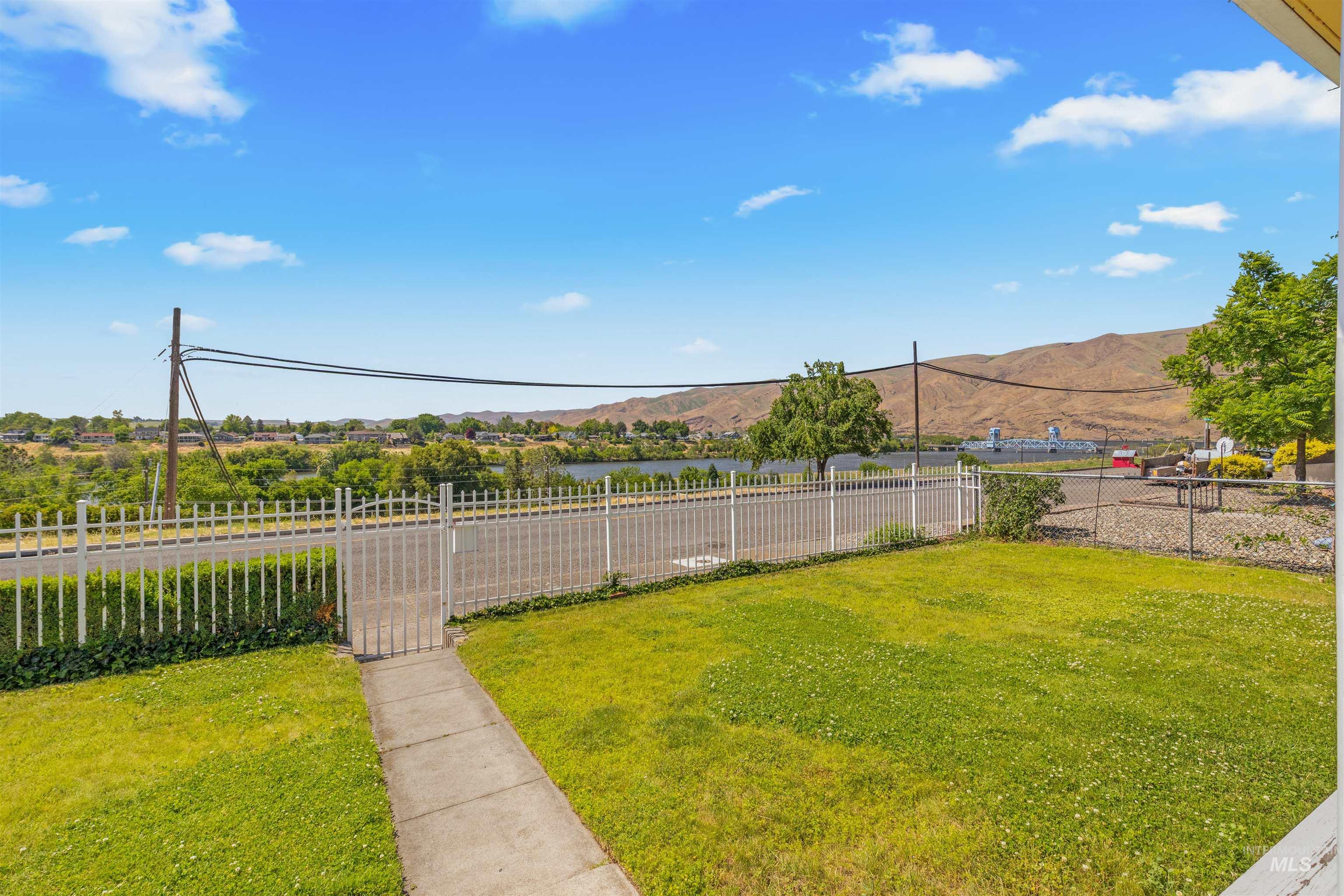 619 Prospect Ave, Lewiston, Idaho 83501, 2 Bedrooms, 1 Bathroom, Residential For Sale, Price $345,000,MLS 98988547