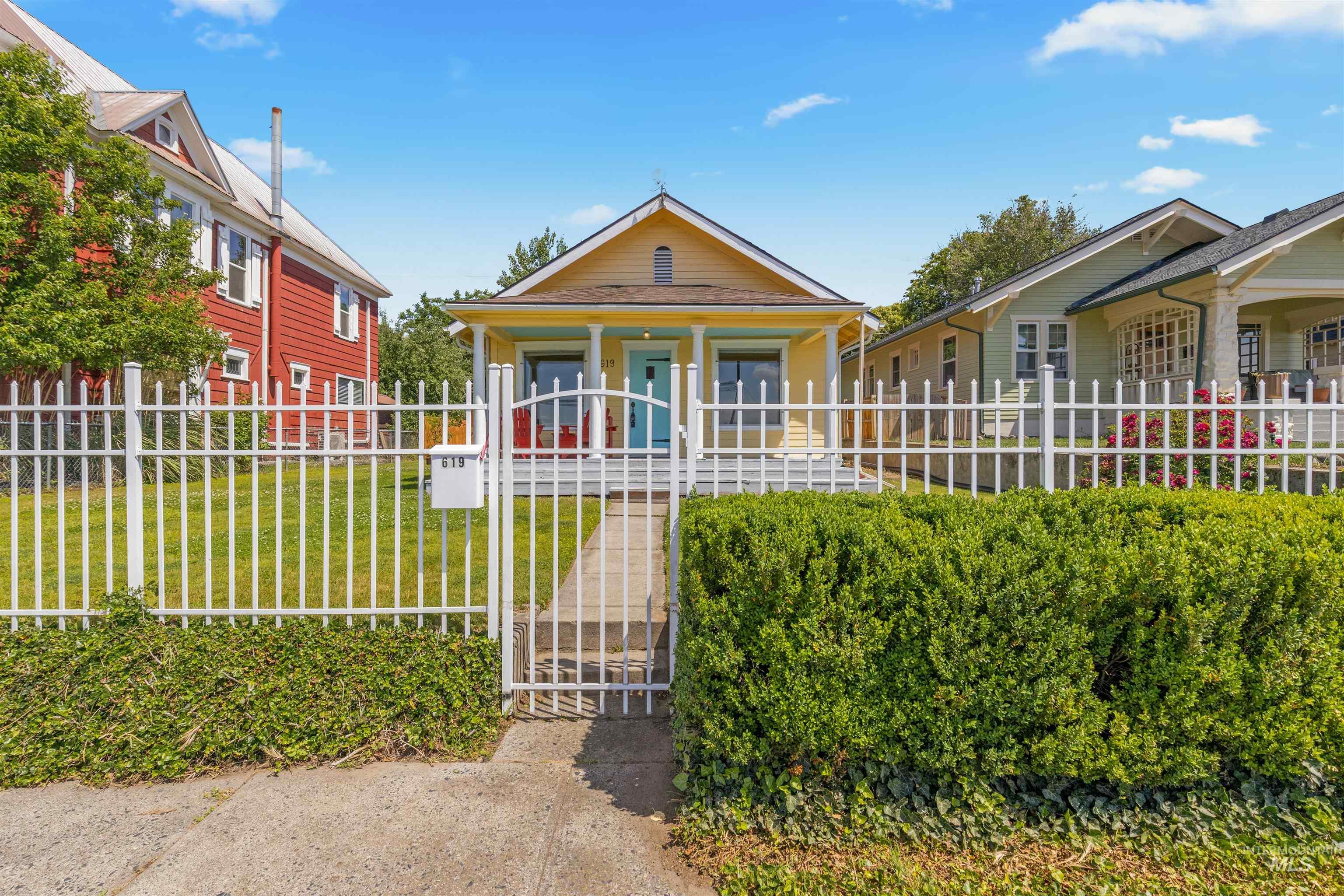 619 Prospect Ave, Lewiston, Idaho 83501, 2 Bedrooms, 1 Bathroom, Residential For Sale, Price $345,000,MLS 98988547
