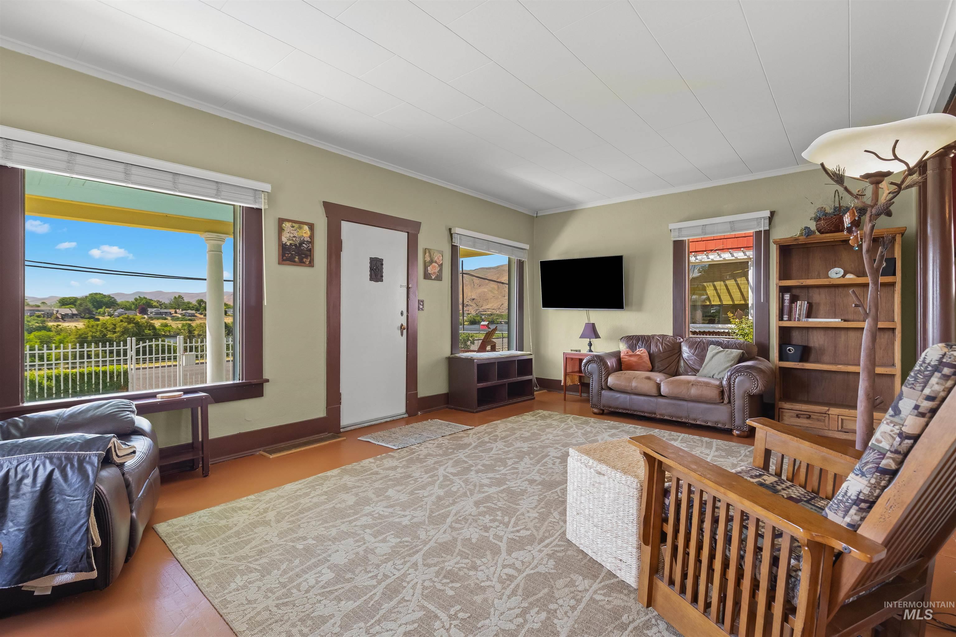 619 Prospect Ave, Lewiston, Idaho 83501, 2 Bedrooms, 1 Bathroom, Residential For Sale, Price $345,000,MLS 98988547